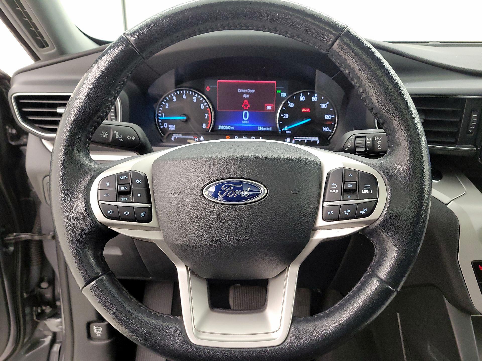 Thumbnail: 2022 Ford Explorer - 10