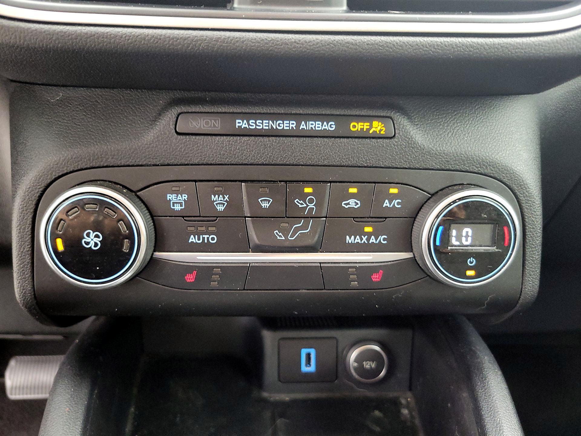 Thumbnail: 2020 Ford Escape - 16