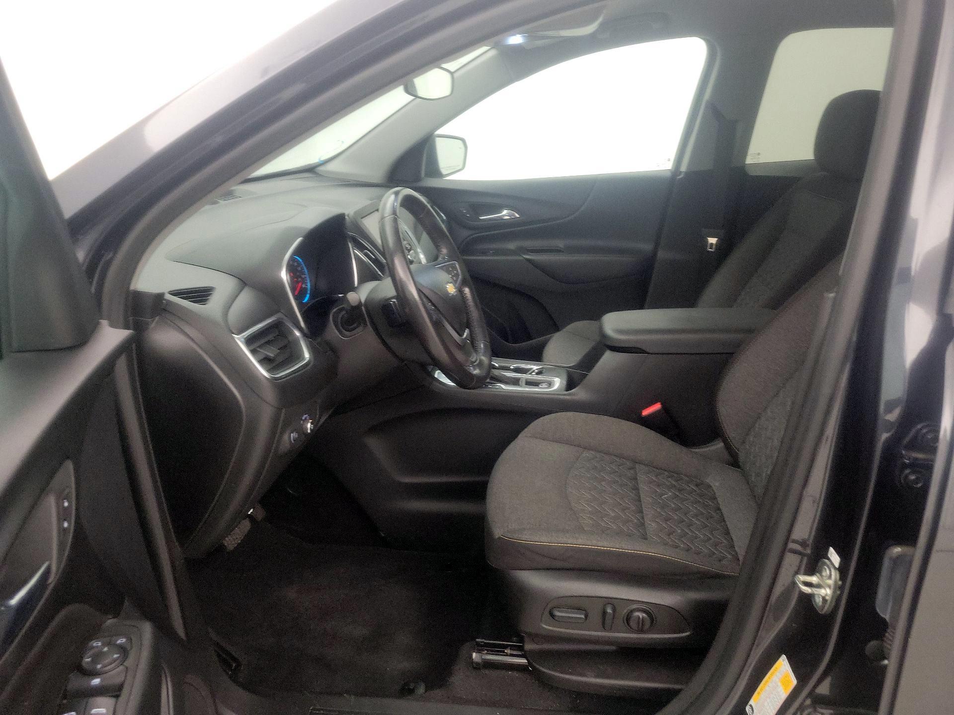 Thumbnail: 2022 Chevrolet Equinox - 11