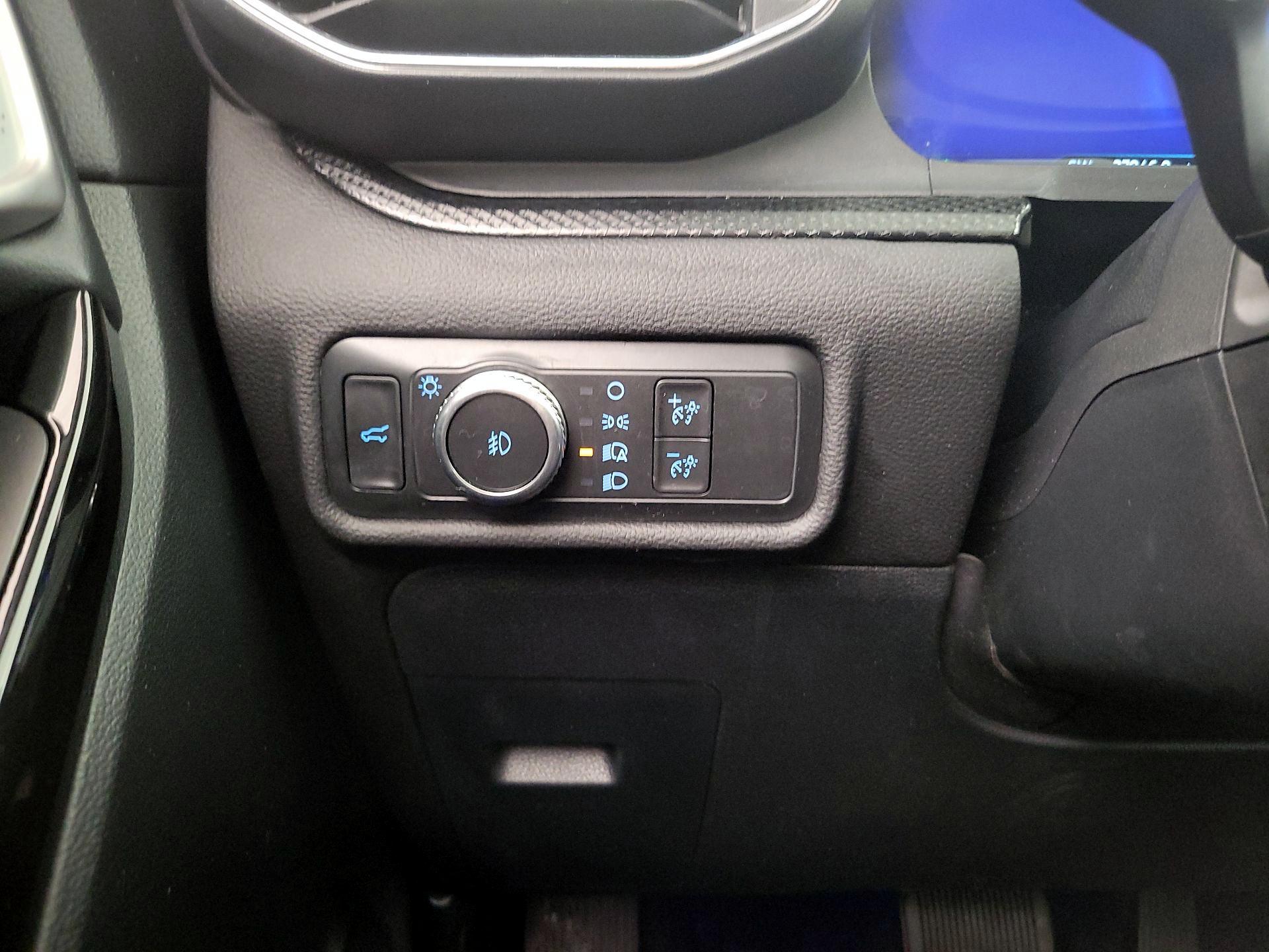 Thumbnail: 2022 Ford Explorer - 13