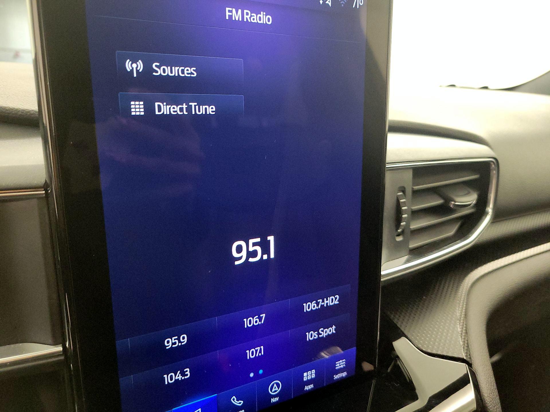 Thumbnail: 2022 Ford Explorer - 16