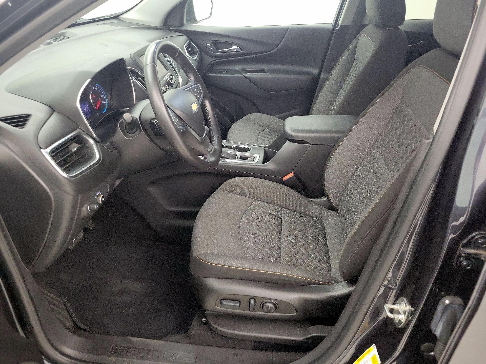 Thumbnail: 2022 Chevrolet Equinox - 11