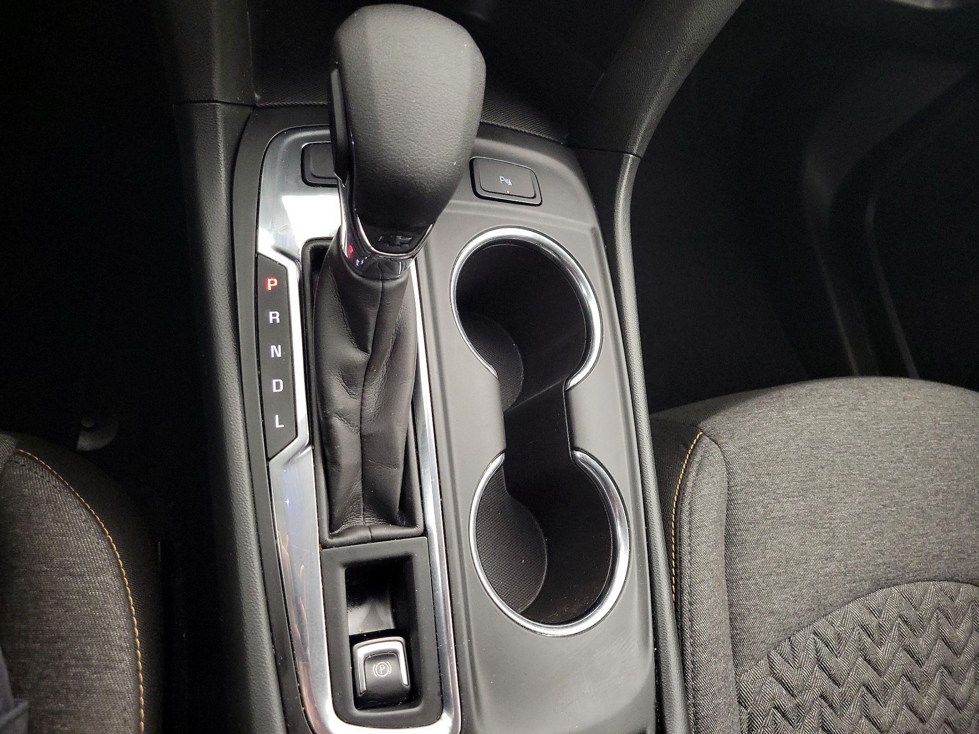 Thumbnail: 2022 Chevrolet Equinox - 17