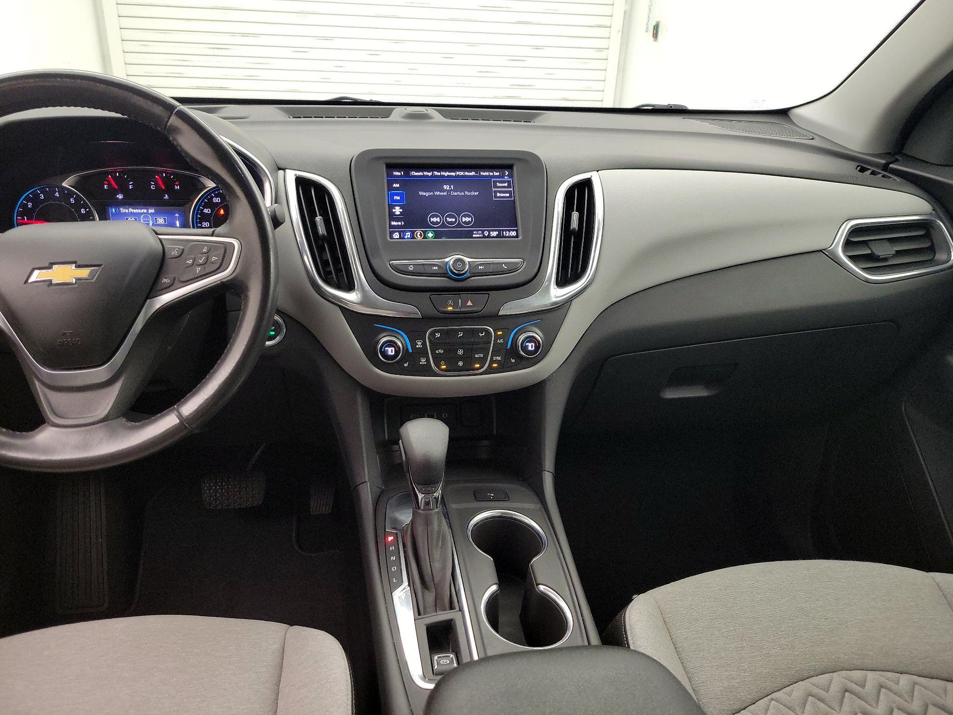 Thumbnail: 2022 Chevrolet Equinox - 9