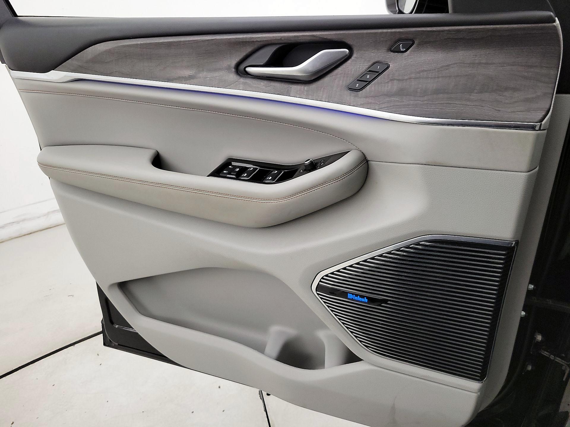 Thumbnail: 2021 Jeep Grand Cherokee L - 12