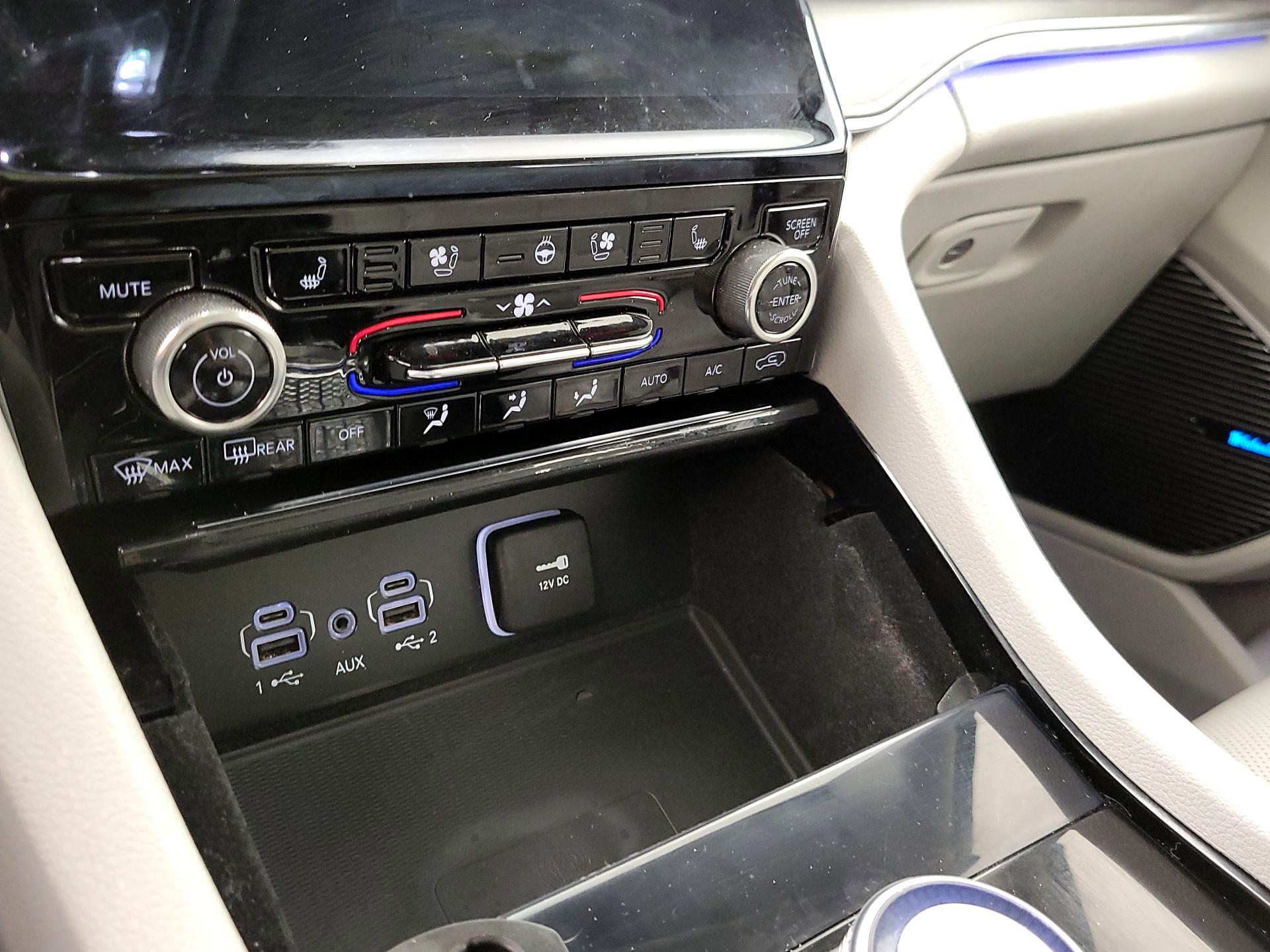 Thumbnail: 2021 Jeep Grand Cherokee L - 17