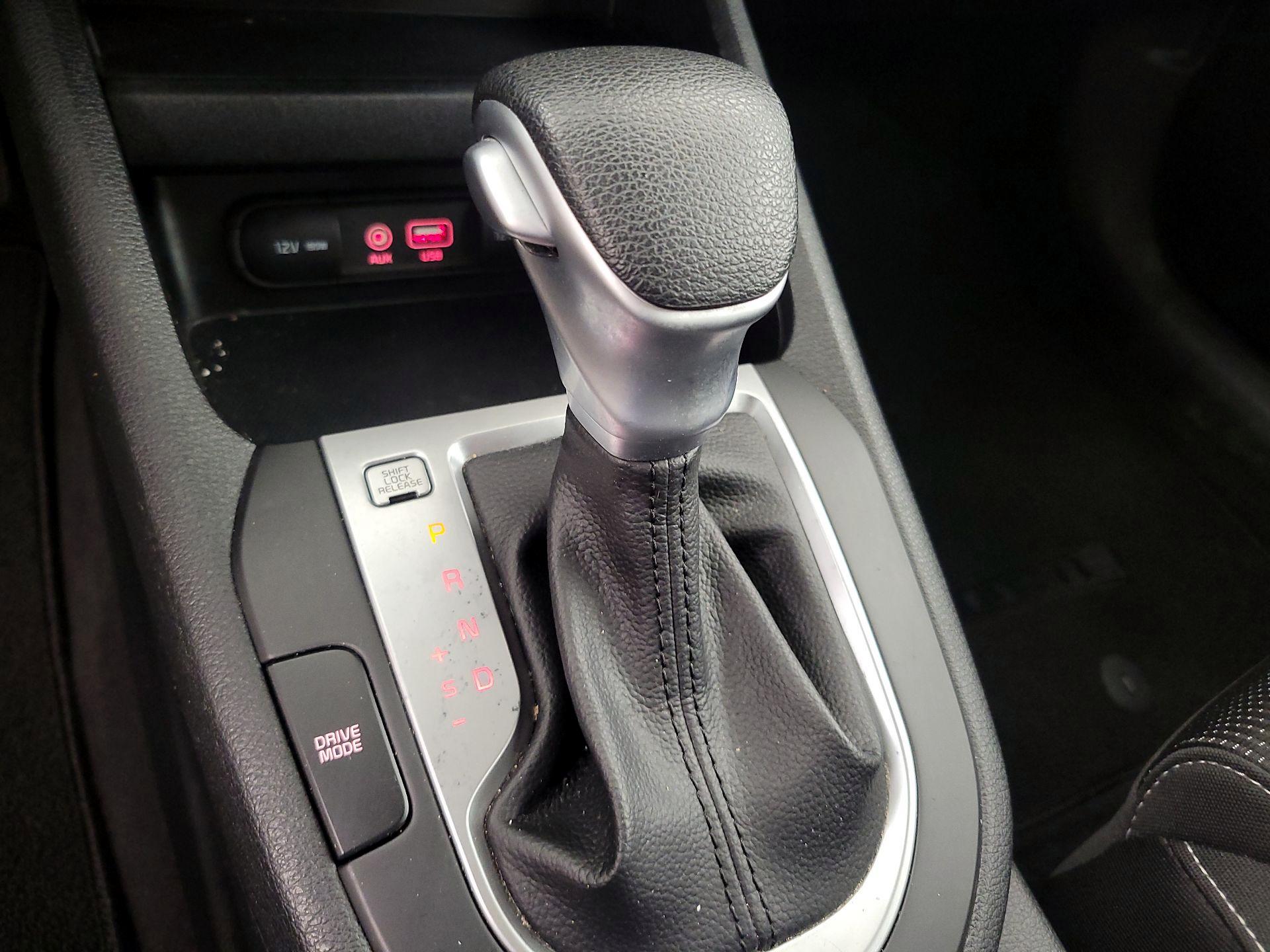 Thumbnail: 2021 Kia Forte - 17