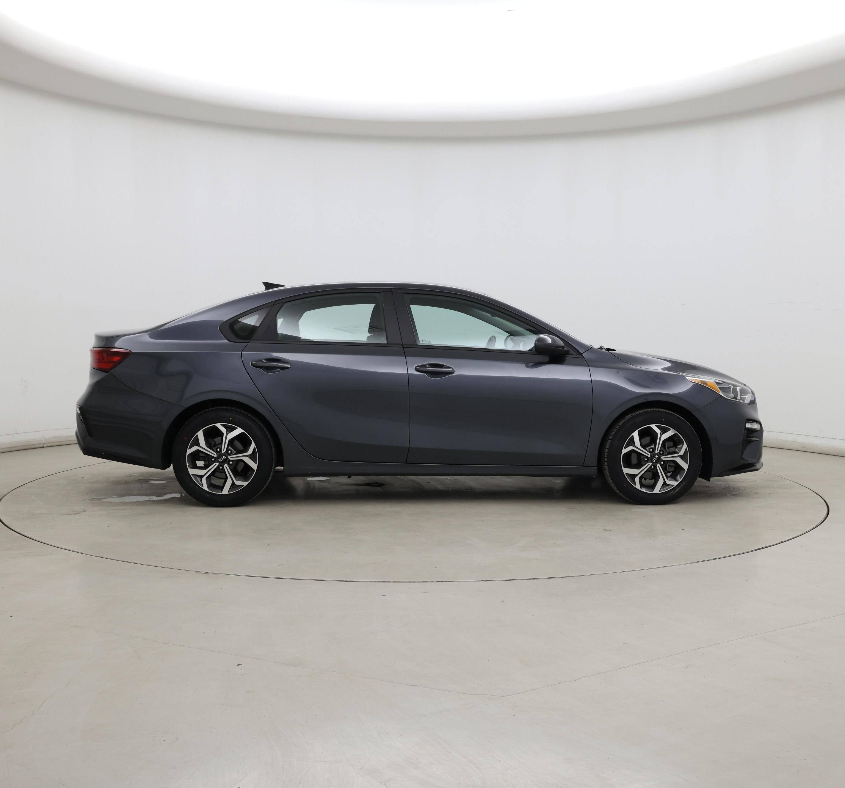 Thumbnail: 2021 Kia Forte - 7