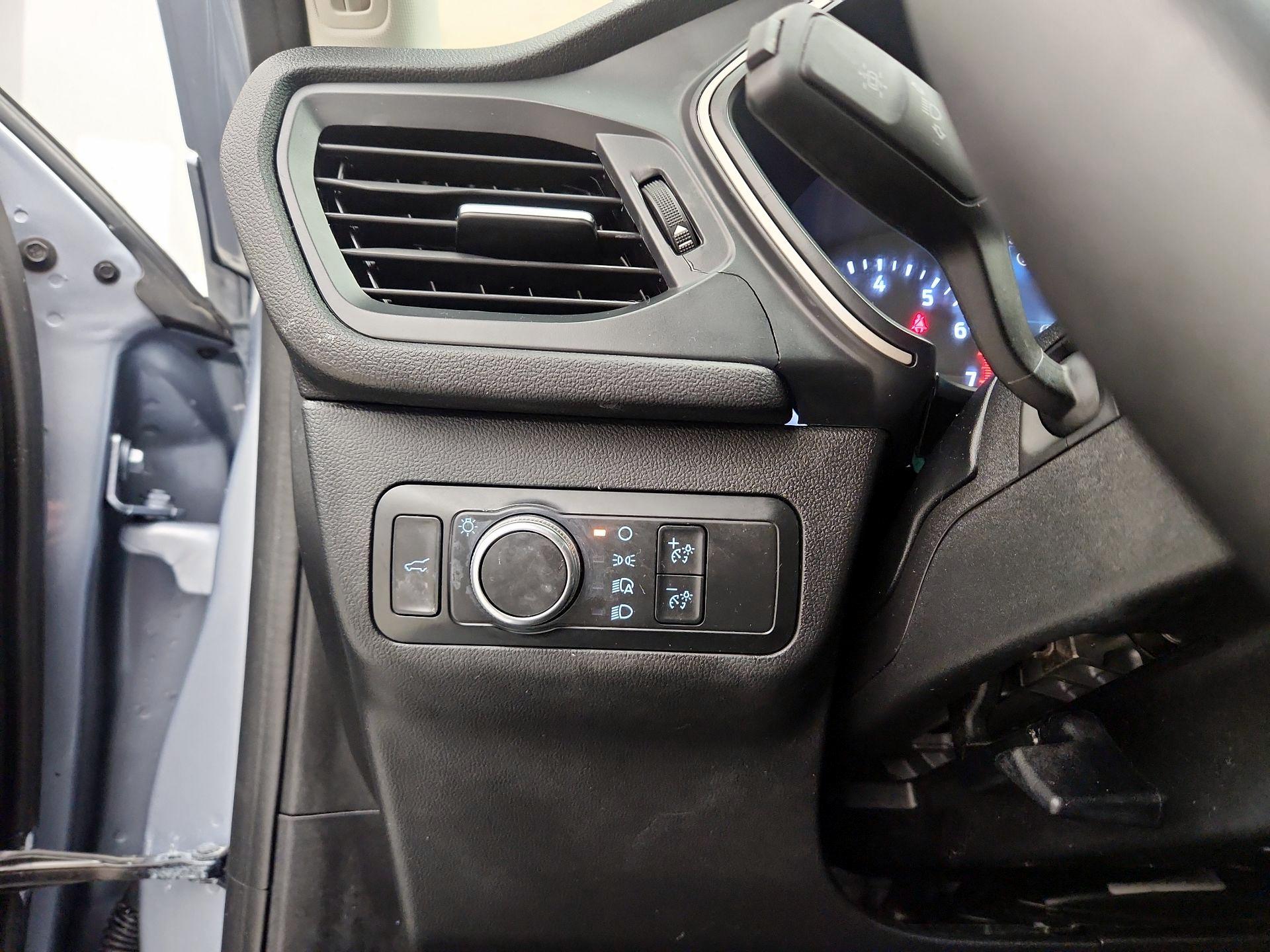 Thumbnail: 2022 Ford Escape - 13