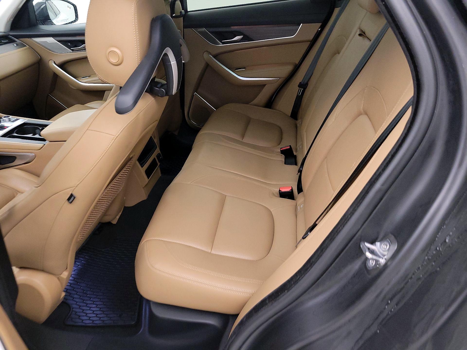 Thumbnail: 2022 Jaguar F-Pace - 20