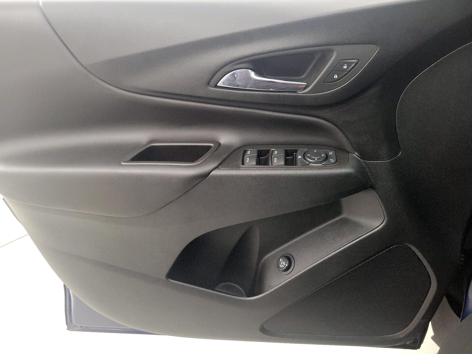 Thumbnail: 2022 Chevrolet Equinox - 12