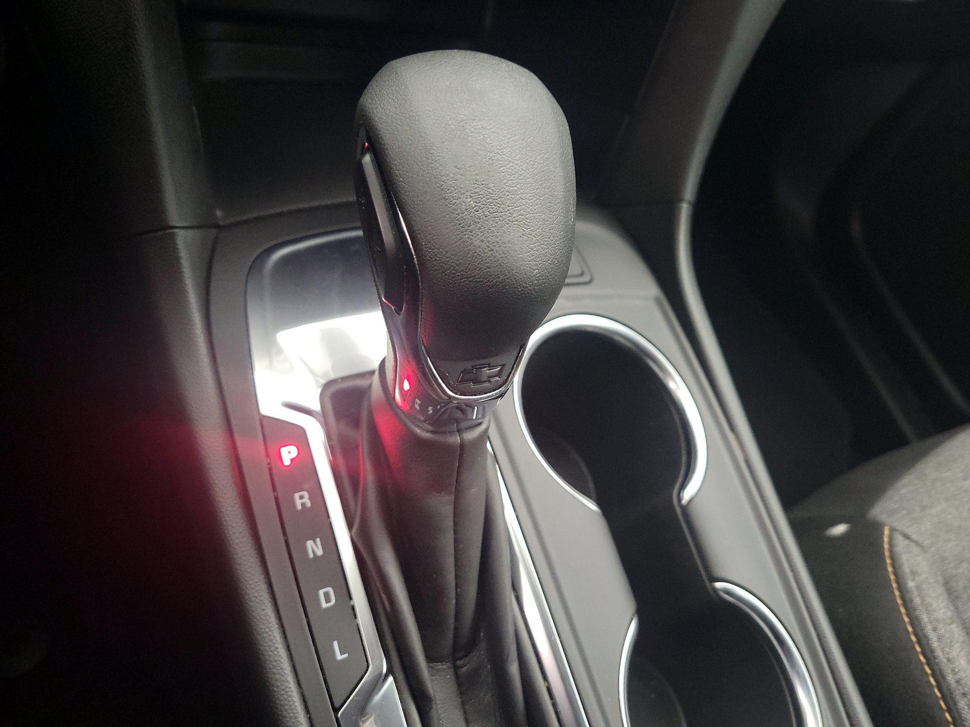 Thumbnail: 2022 Chevrolet Equinox - 17