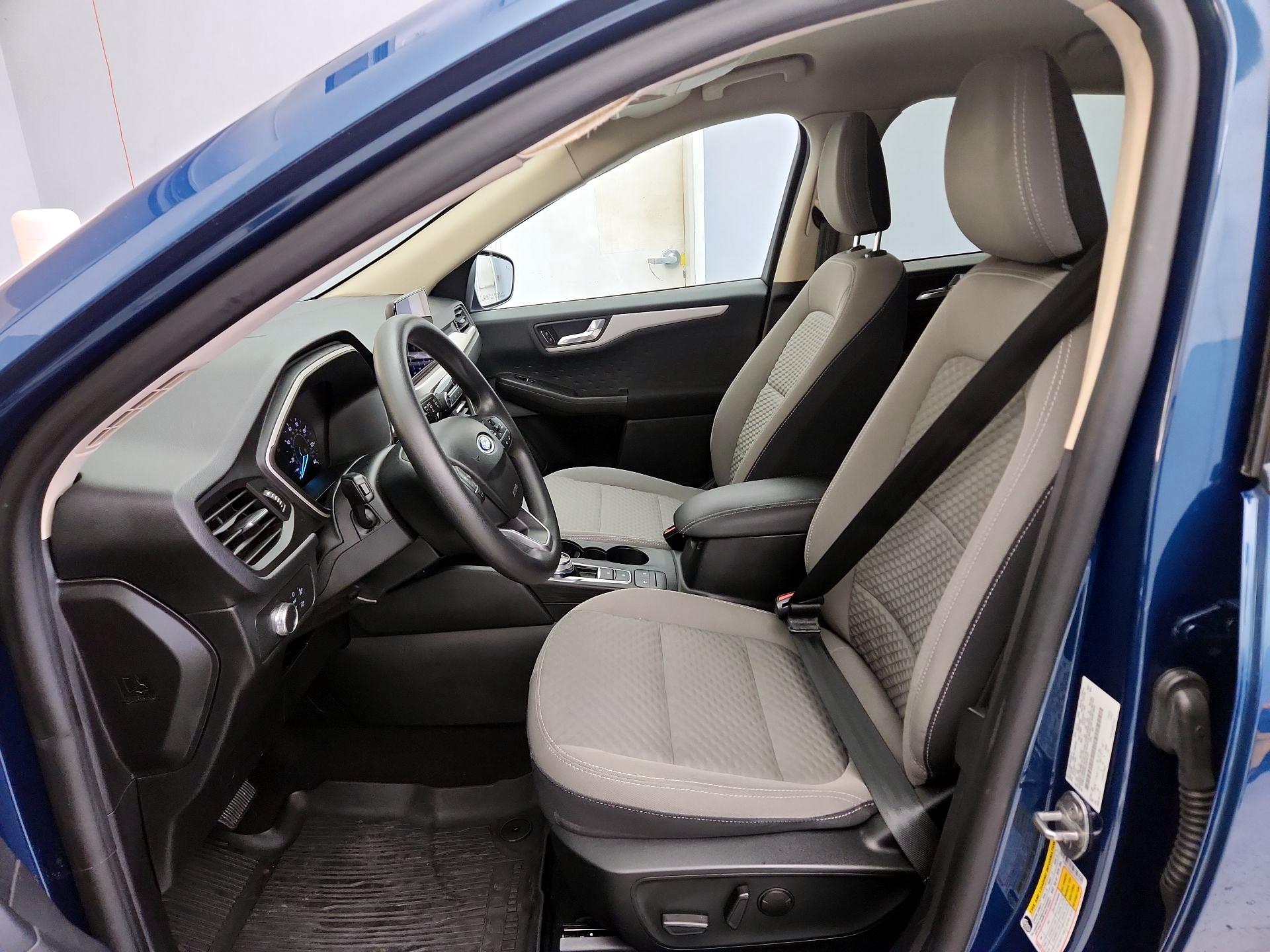 Thumbnail: 2020 Ford Escape - 11