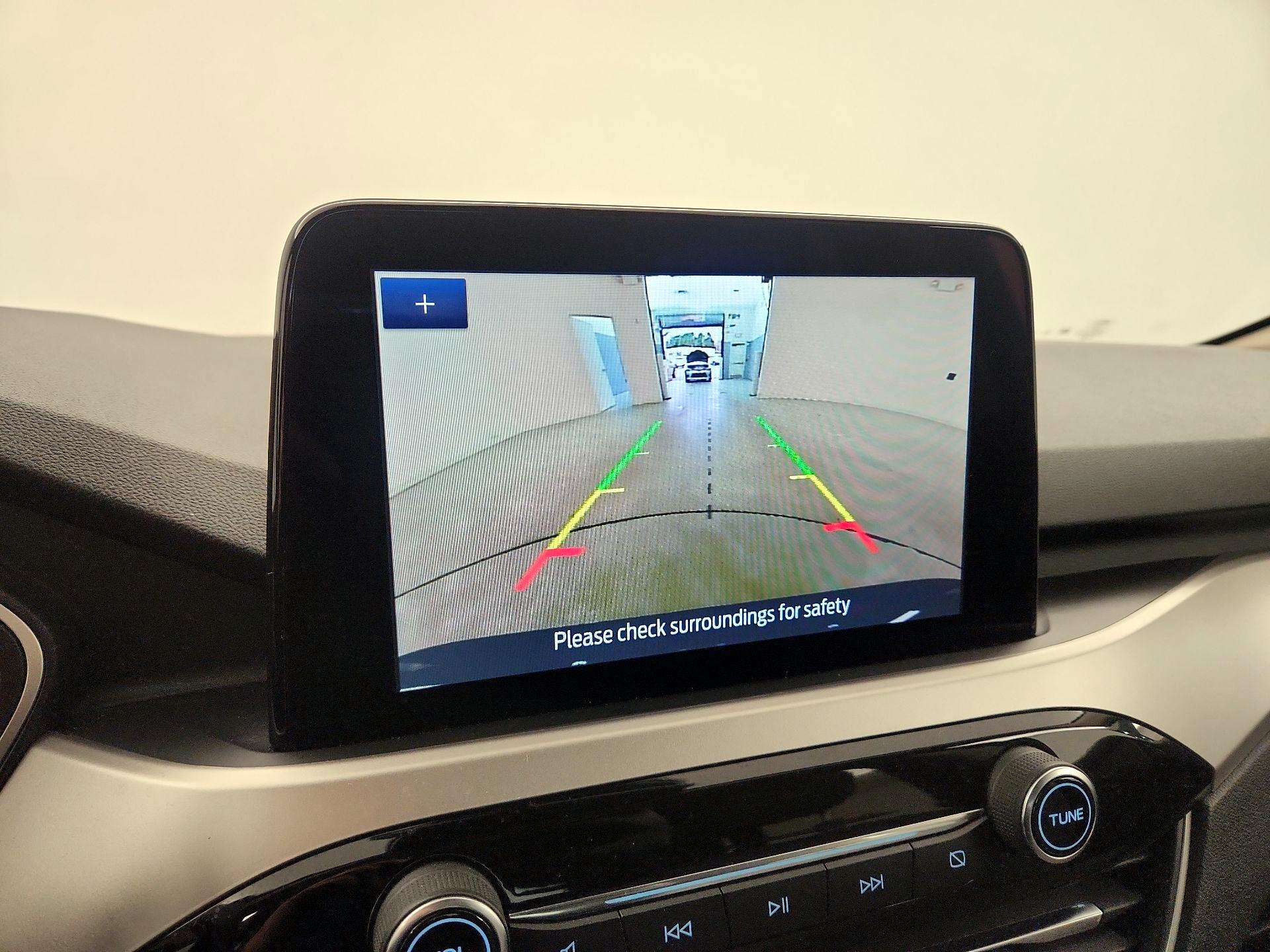 Thumbnail: 2020 Ford Escape - 15