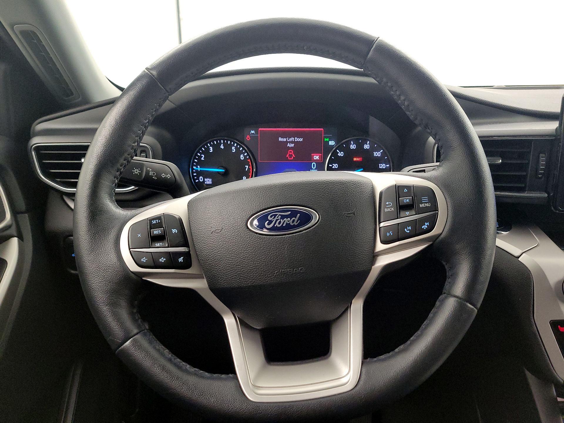 Thumbnail: 2022 Ford Explorer - 10