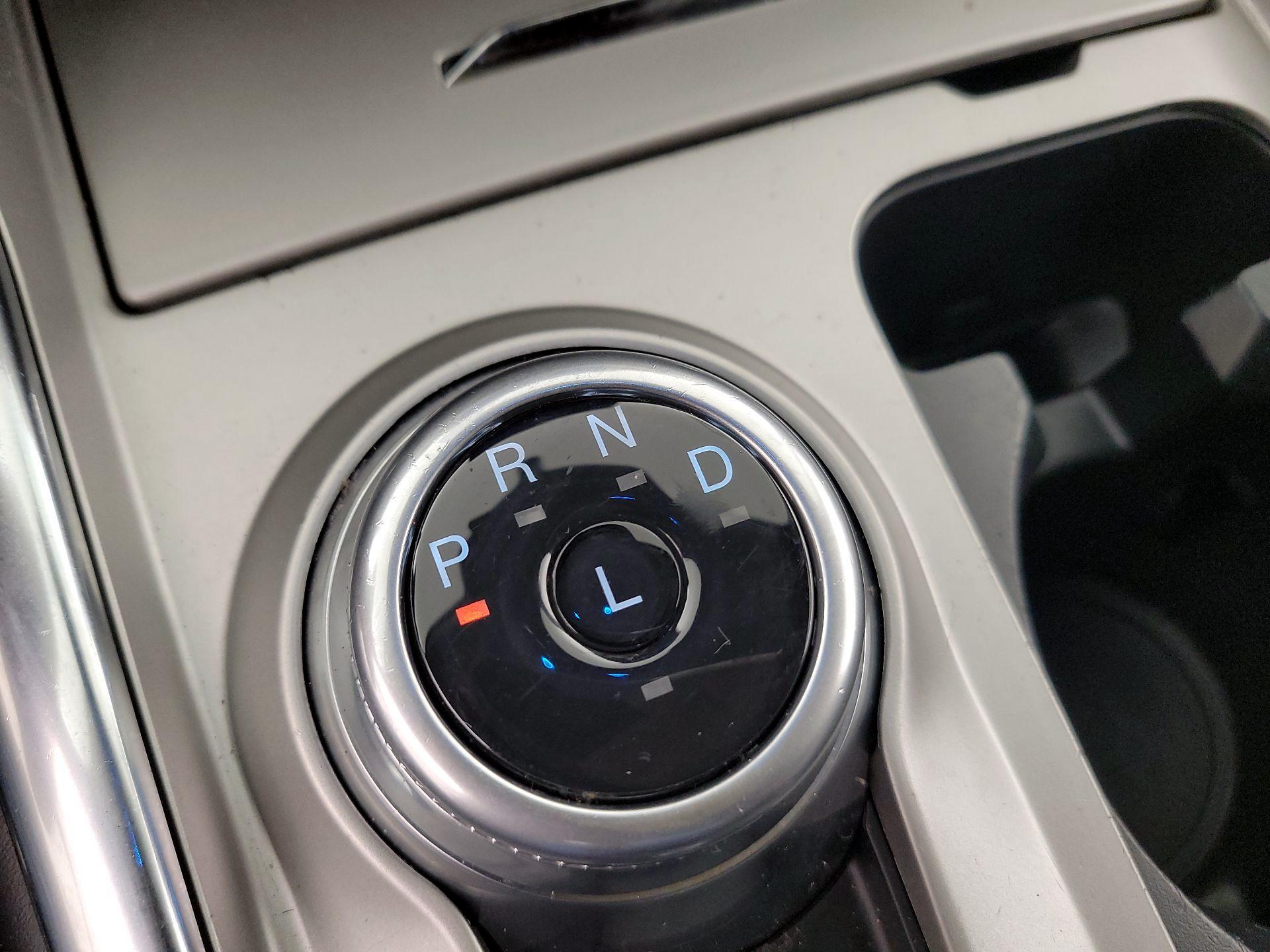 Thumbnail: 2022 Ford Explorer - 17