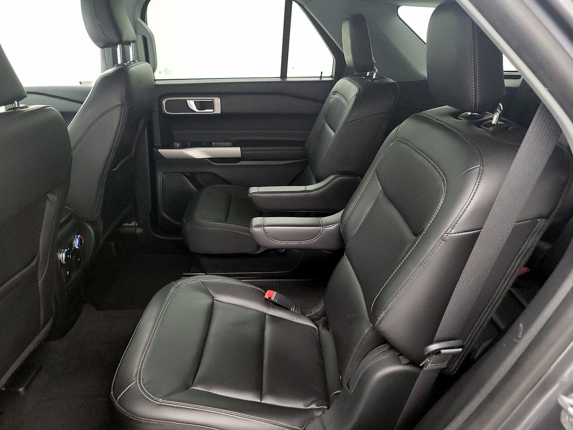 Thumbnail: 2022 Ford Explorer - 19