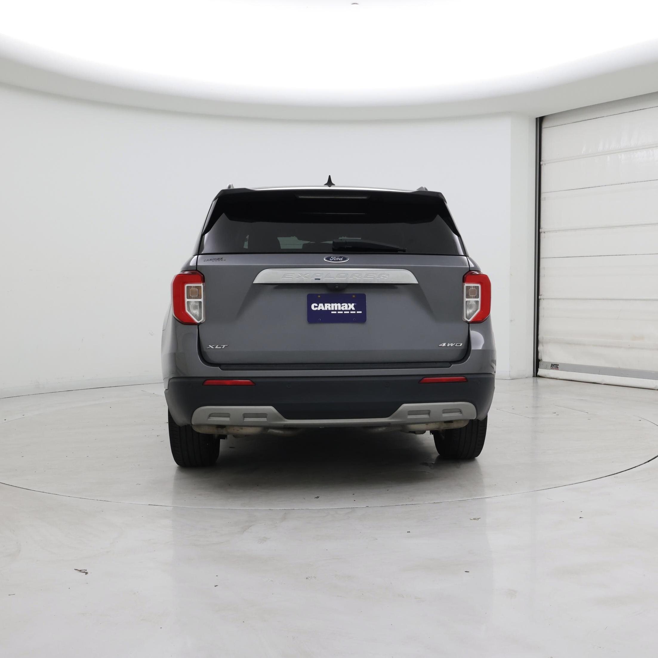 Thumbnail: 2022 Ford Explorer - 6