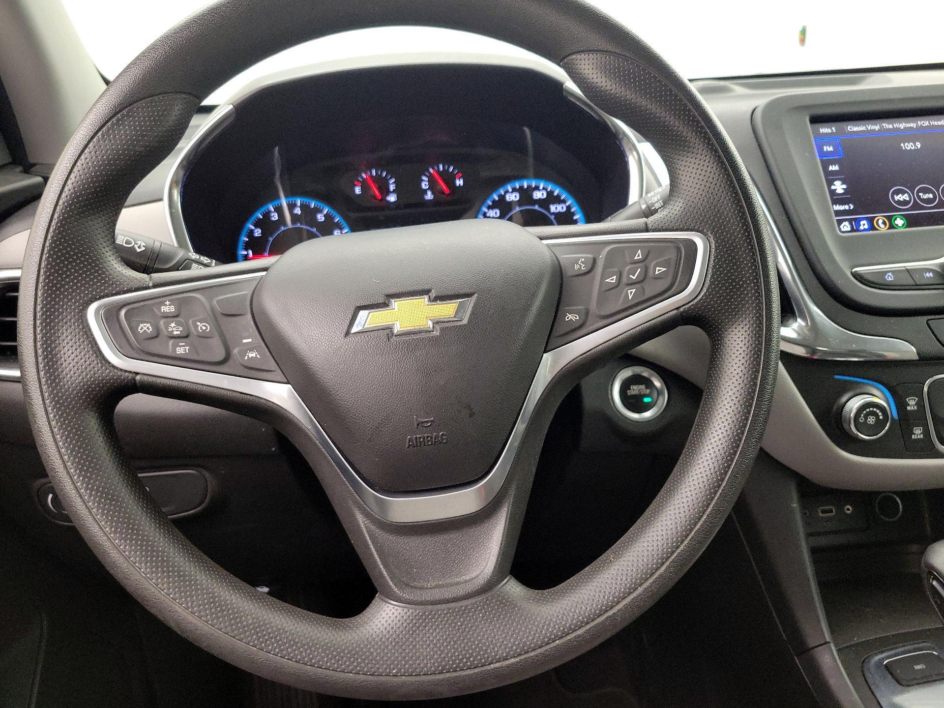 Thumbnail: 2022 Chevrolet Equinox - 10