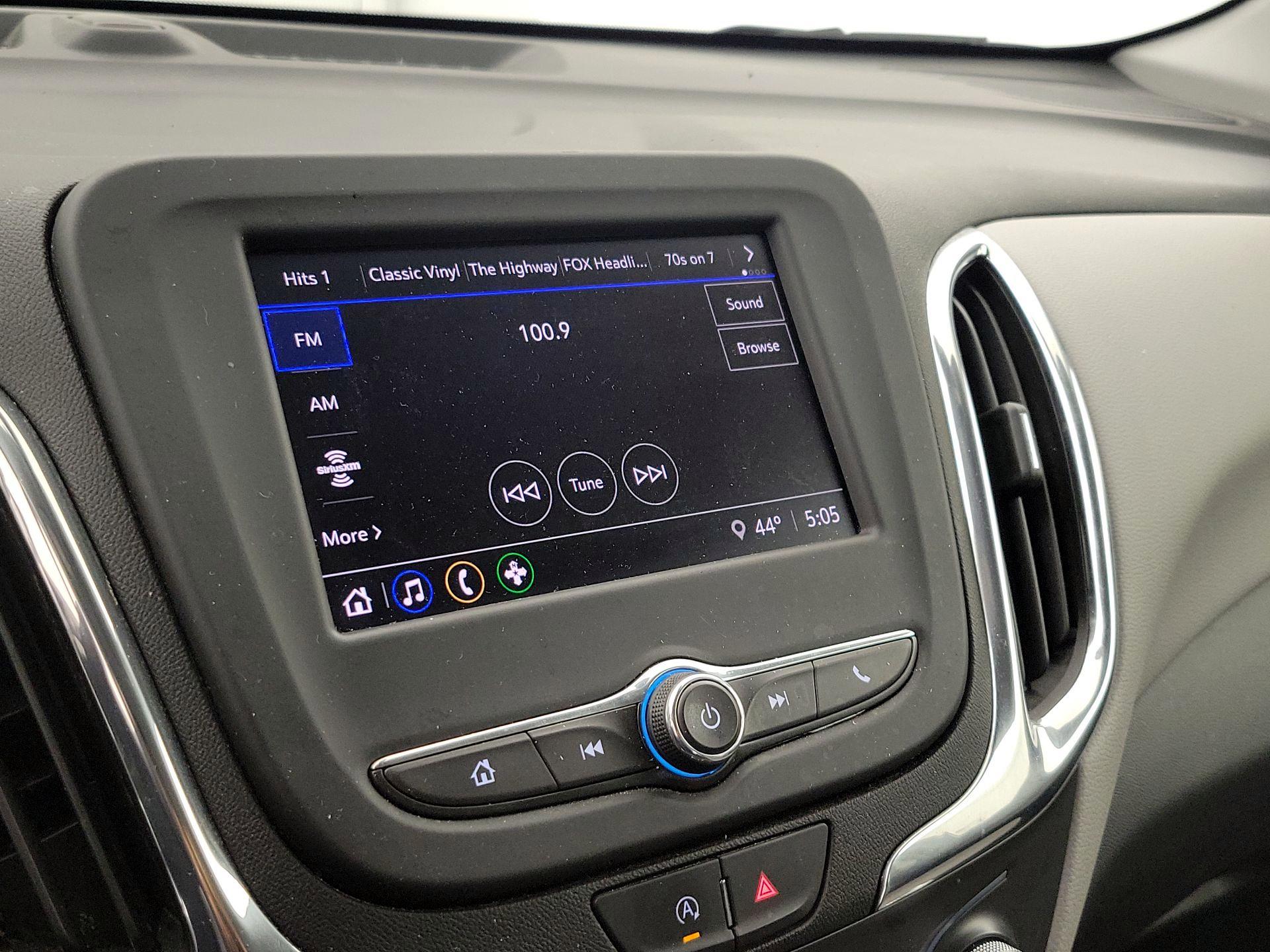 Thumbnail: 2022 Chevrolet Equinox - 15