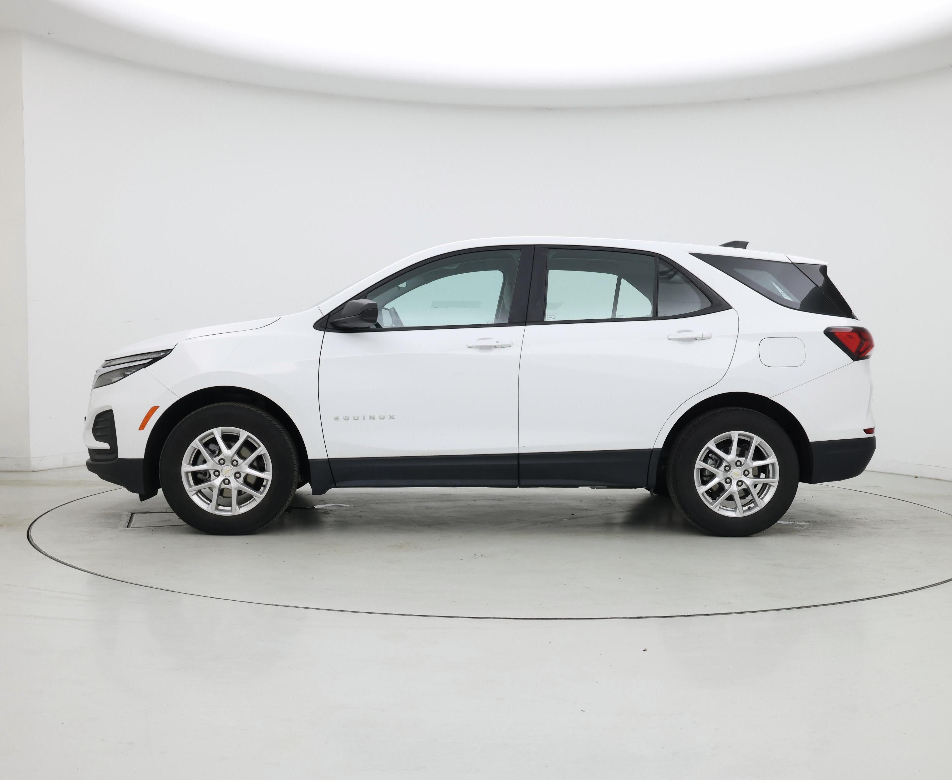 Thumbnail: 2022 Chevrolet Equinox - 3