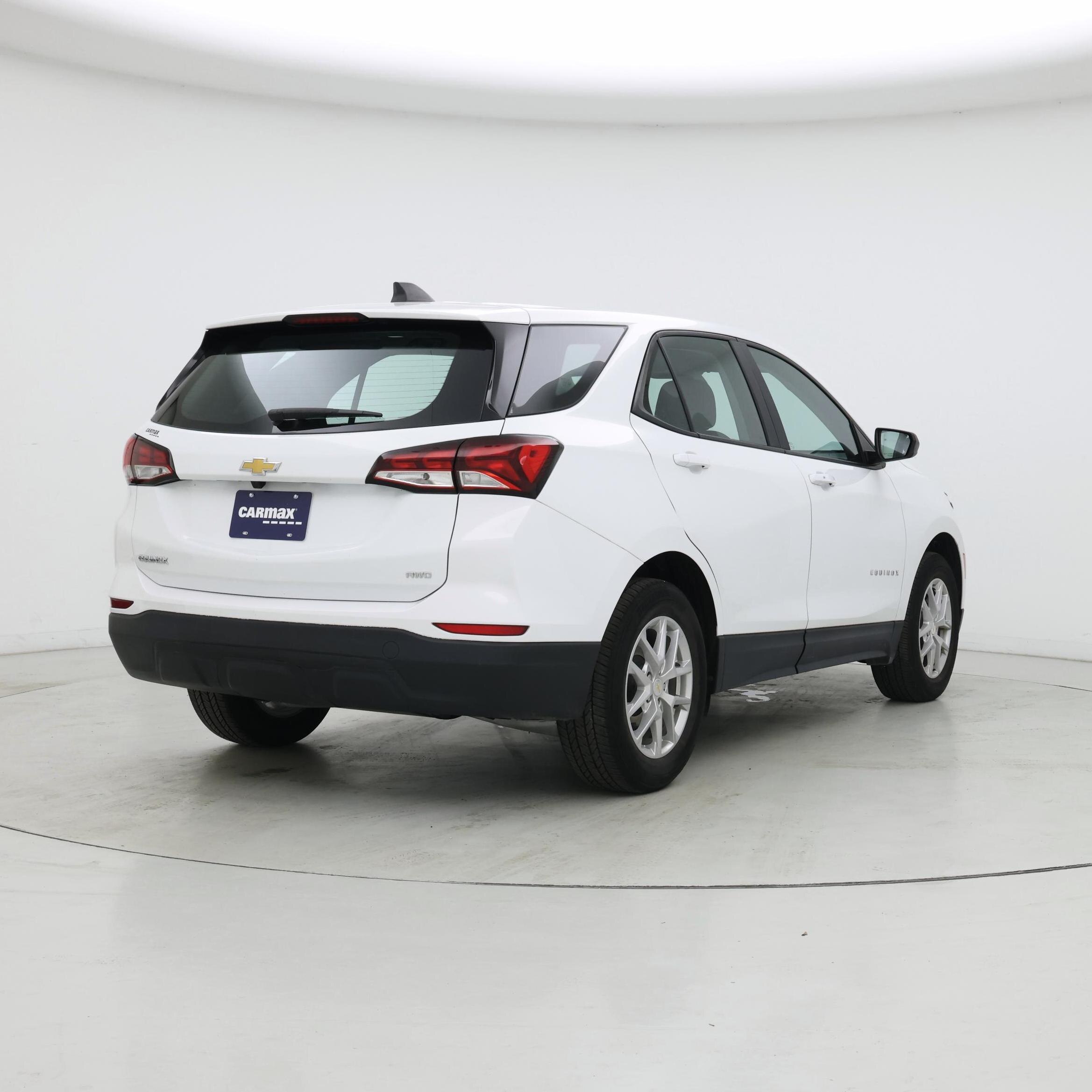 Thumbnail: 2022 Chevrolet Equinox - 8