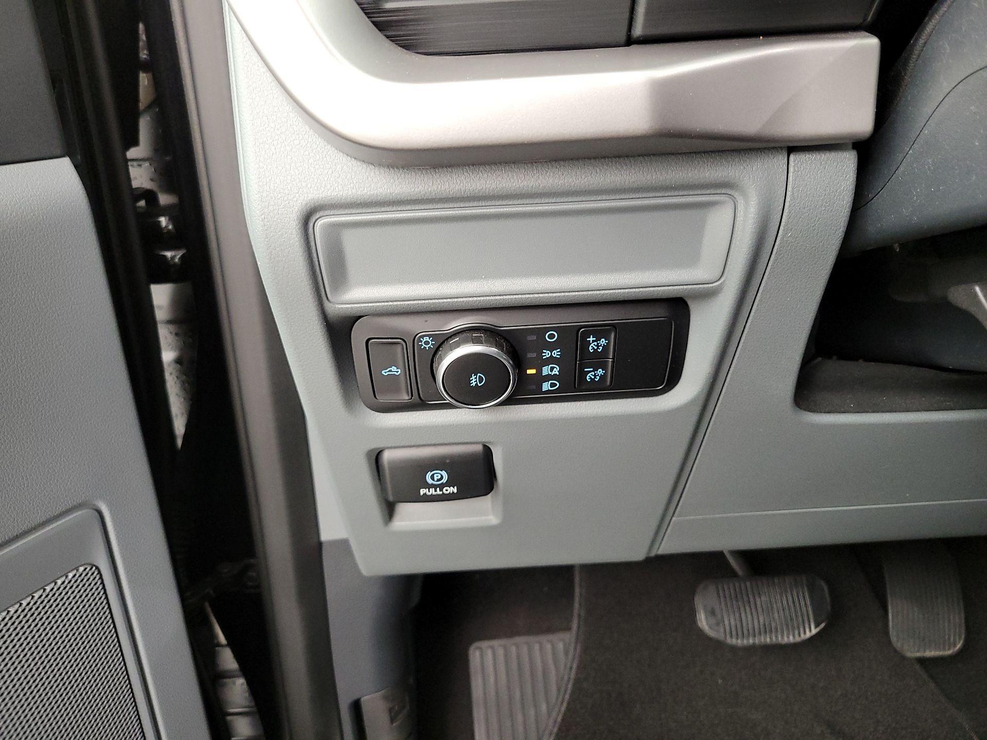 Thumbnail: 2022 Ford F-150 - 13