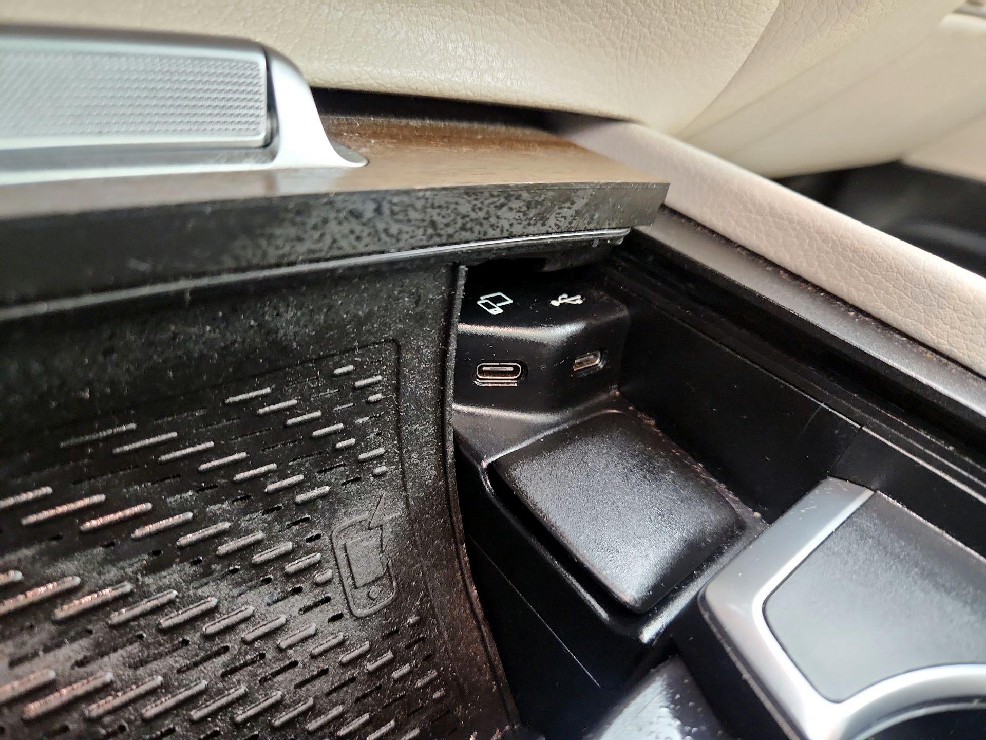 Thumbnail: 2021 Mercedes-Benz GLE - 19