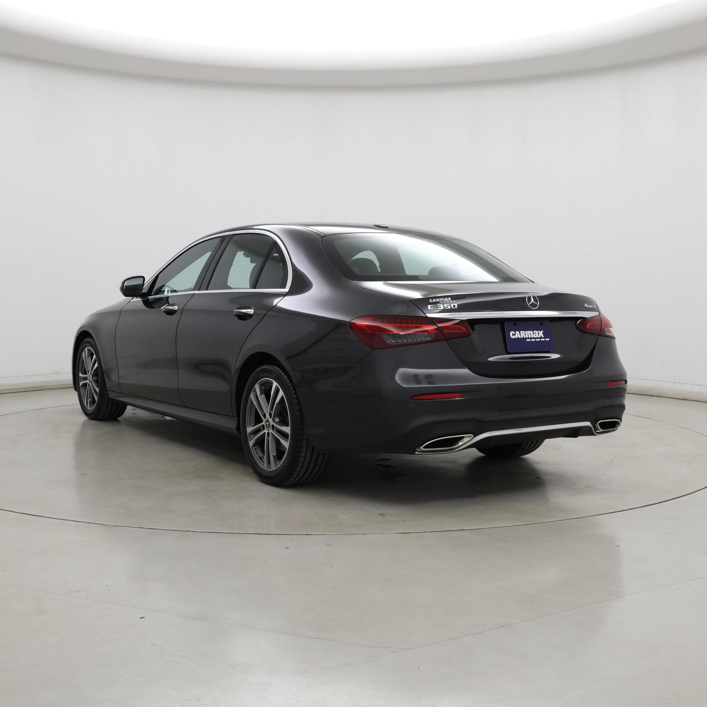 Thumbnail: 2022 Mercedes-Benz E-Class - 2