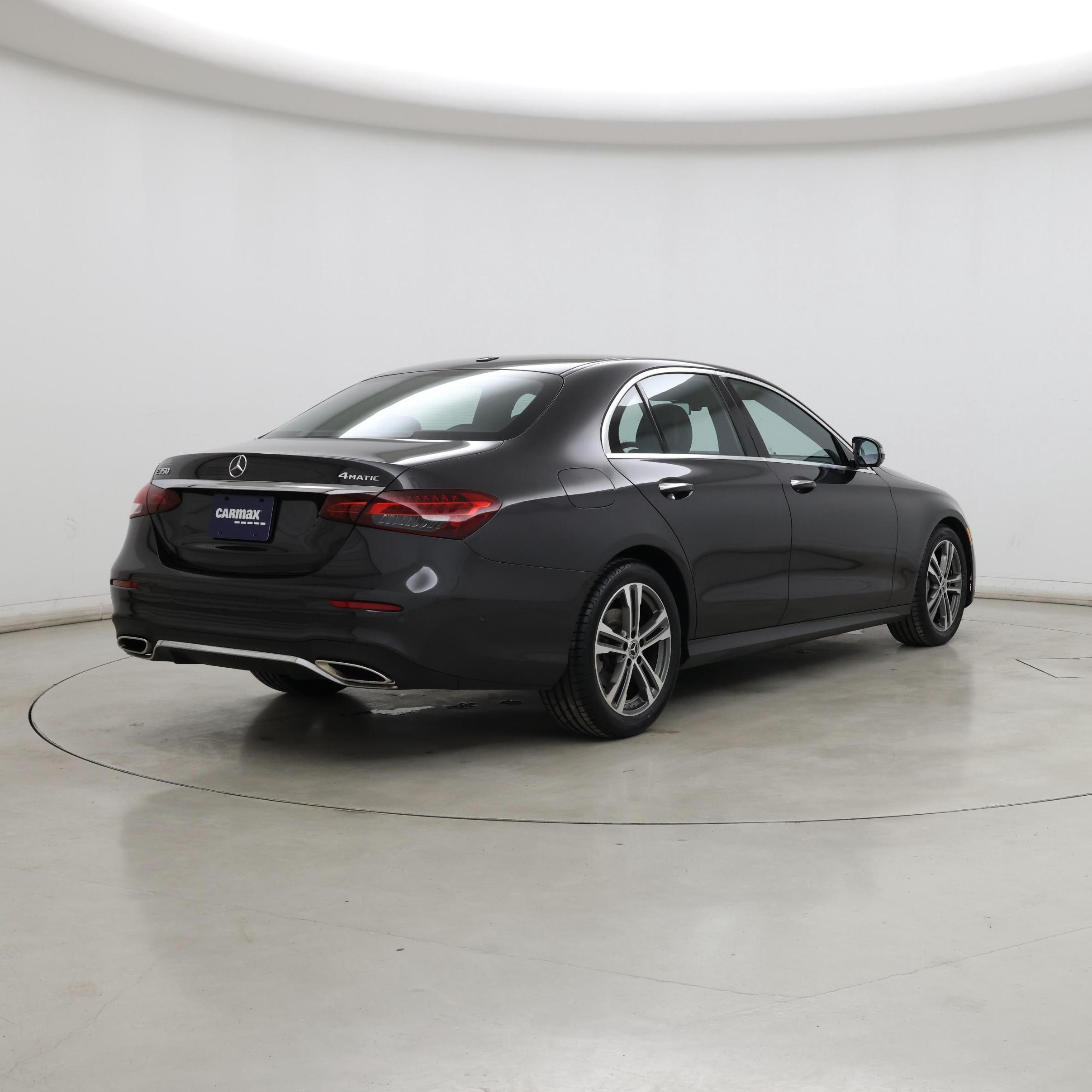 Thumbnail: 2022 Mercedes-Benz E-Class - 8