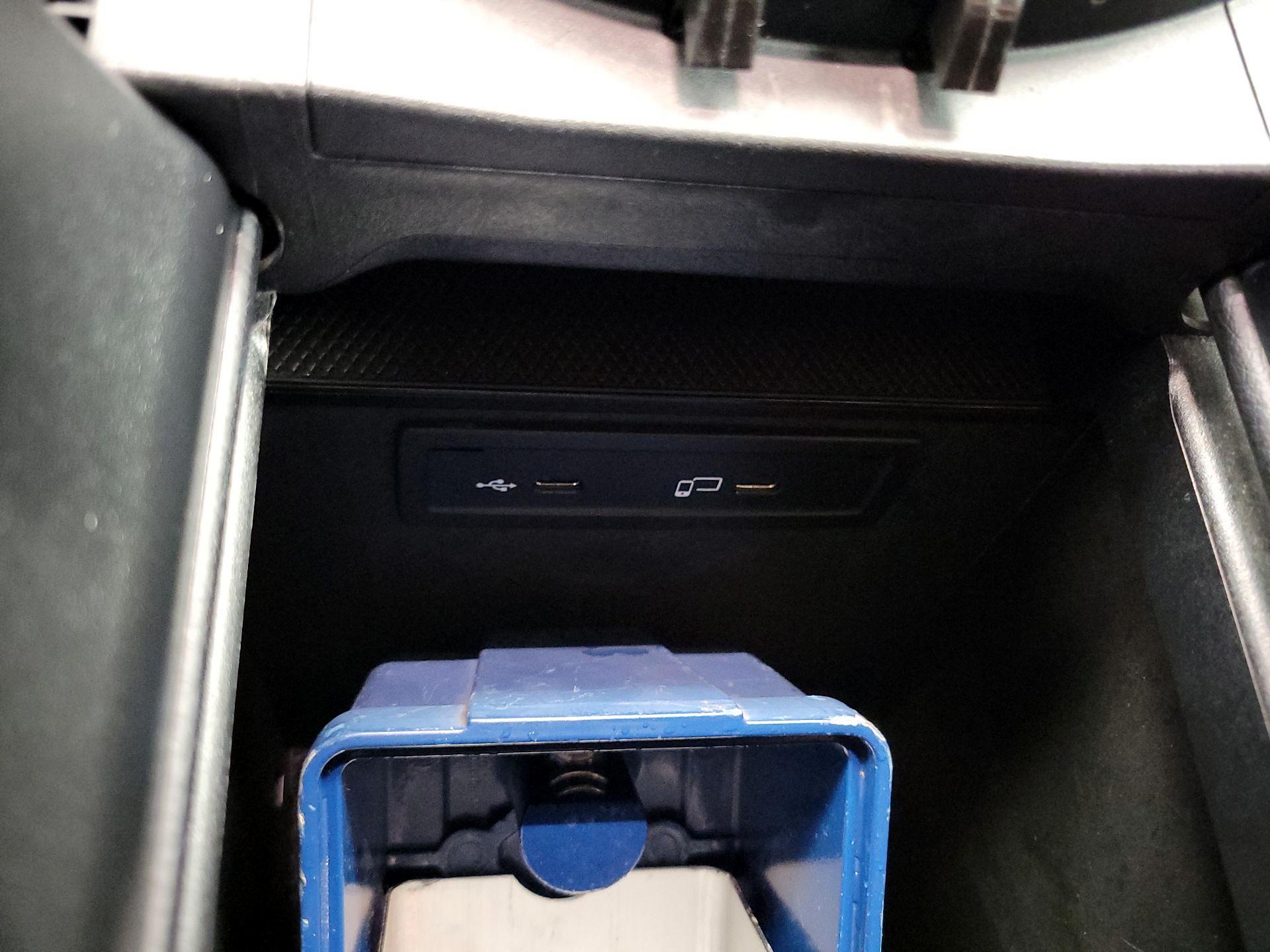 Thumbnail: 2022 Mercedes-Benz GLC - 18