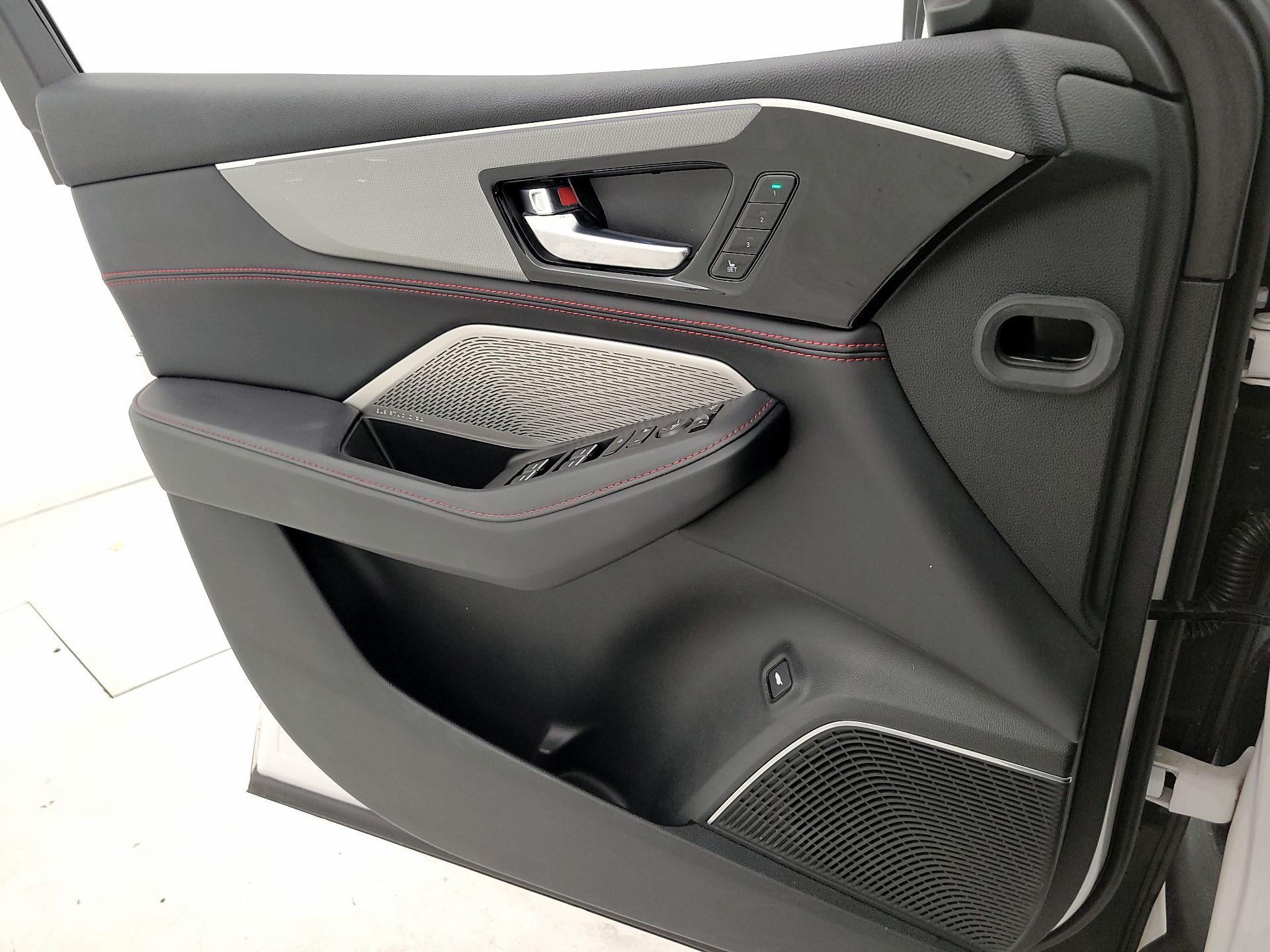 Thumbnail: 2023 Acura MDX - 12