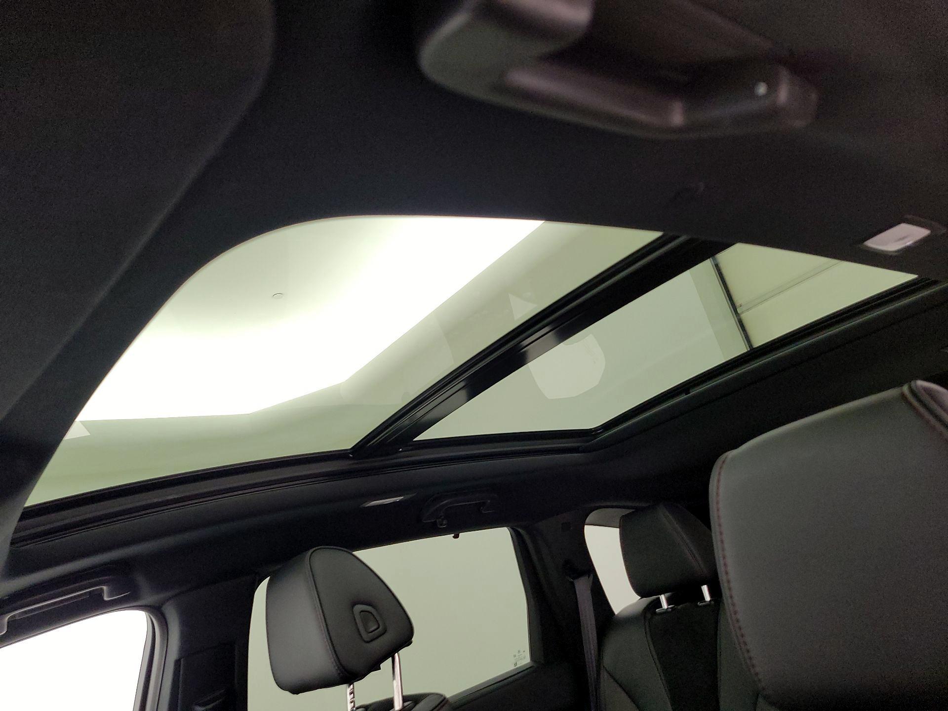 Thumbnail: 2023 Acura MDX - 20