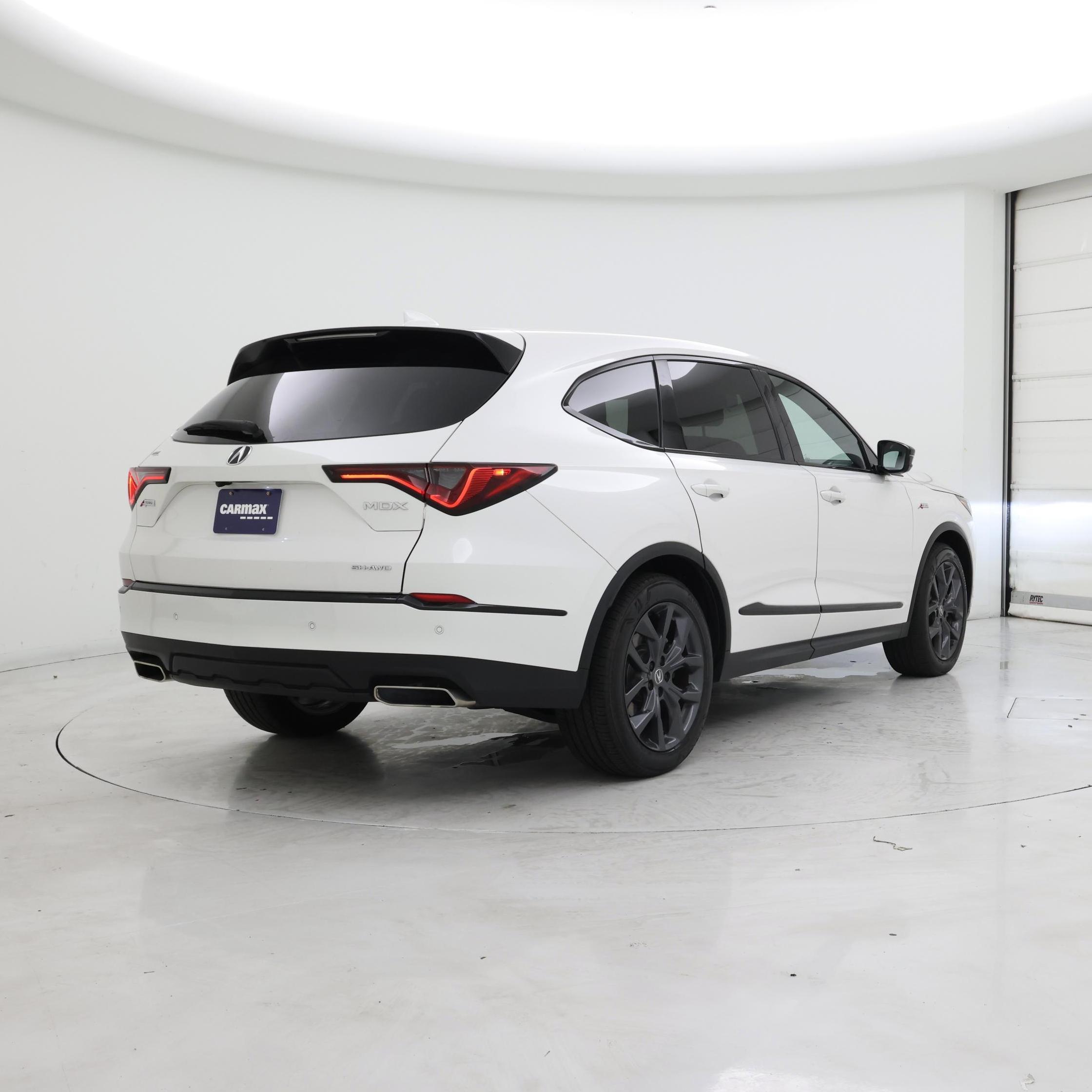 Thumbnail: 2023 Acura MDX - 8