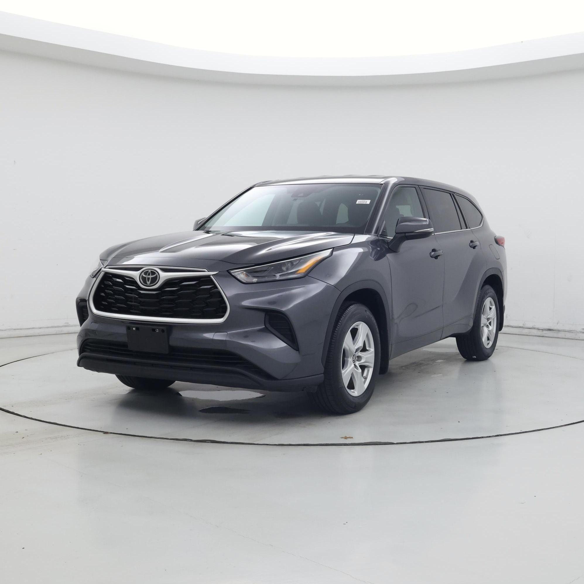 Thumbnail: 2022 Toyota Highlander - 4