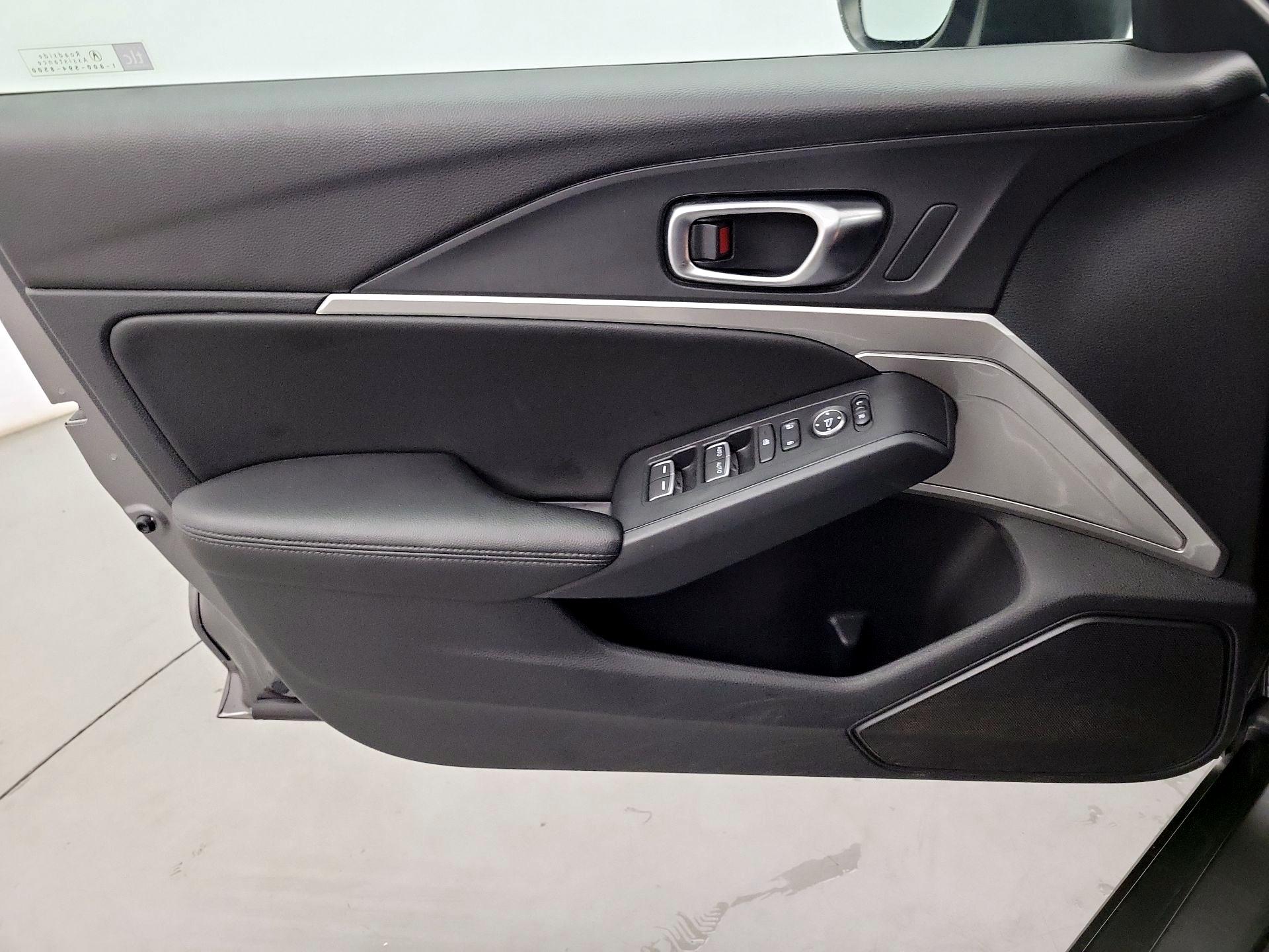 Thumbnail: 2023 Acura Integra - 10