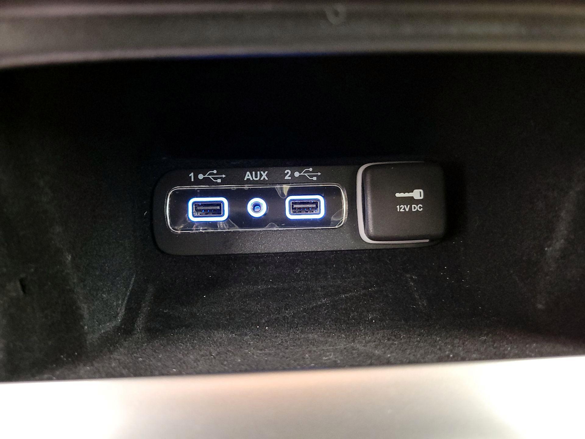 Thumbnail: 2021 Jeep Grand Cherokee - 19