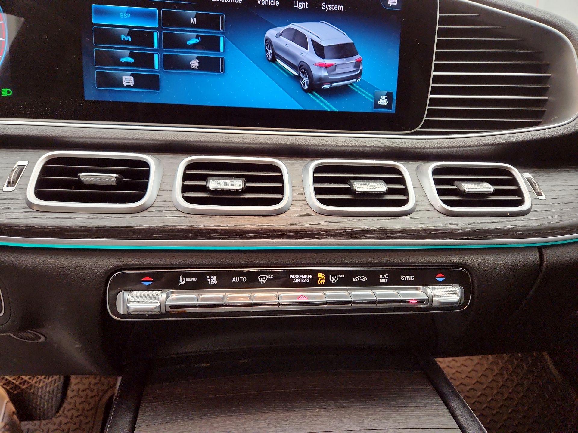 Thumbnail: 2021 Mercedes-Benz GLE - 17