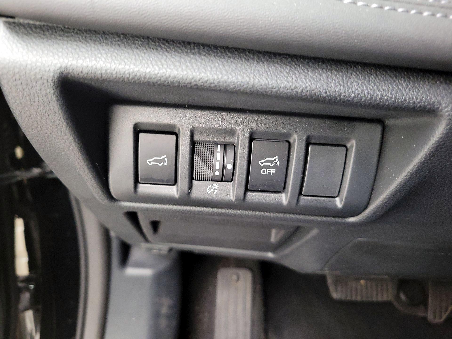 Thumbnail: 2022 Subaru Outback - 13