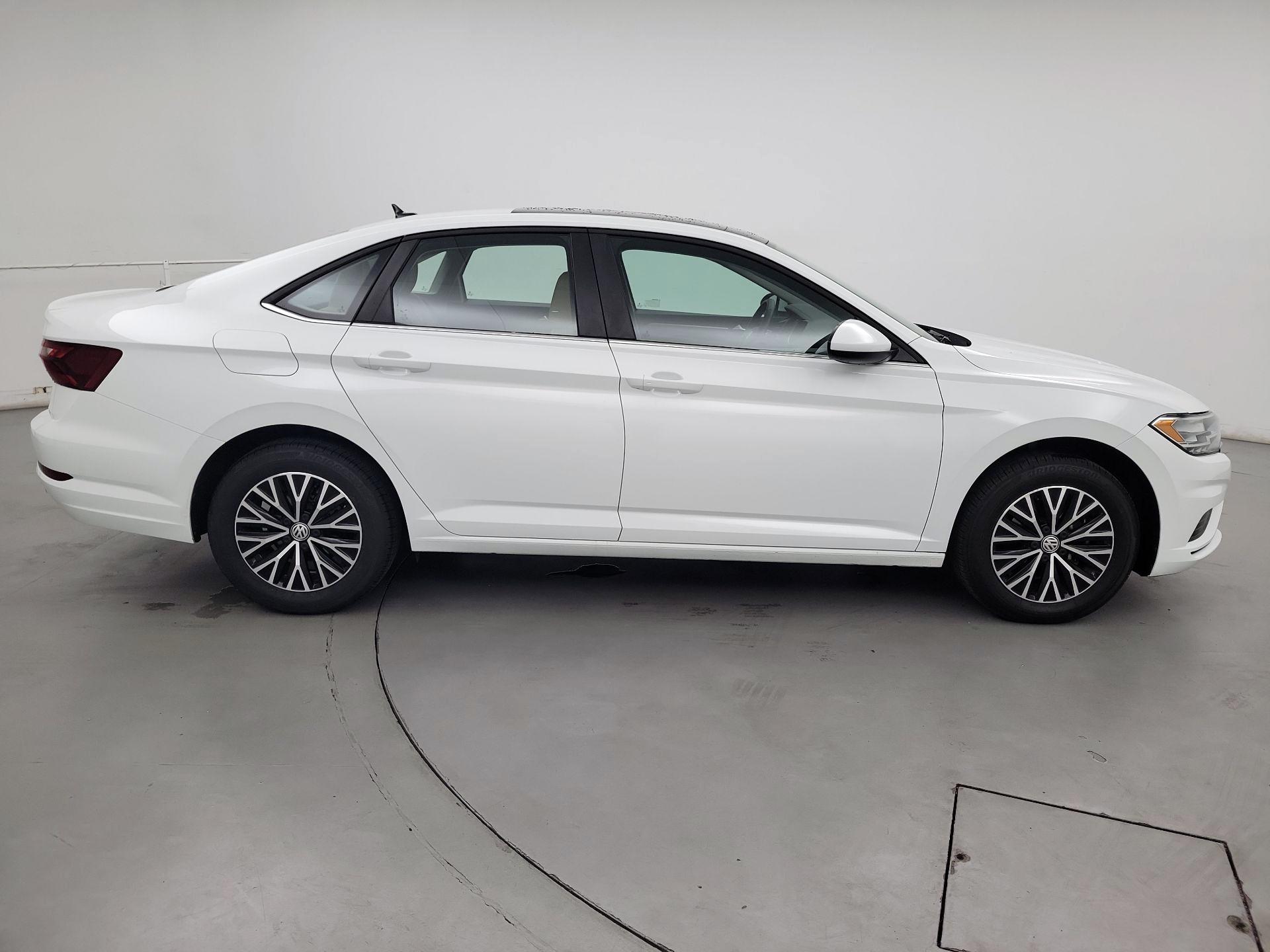 Thumbnail: 2020 Volkswagen Jetta - 4