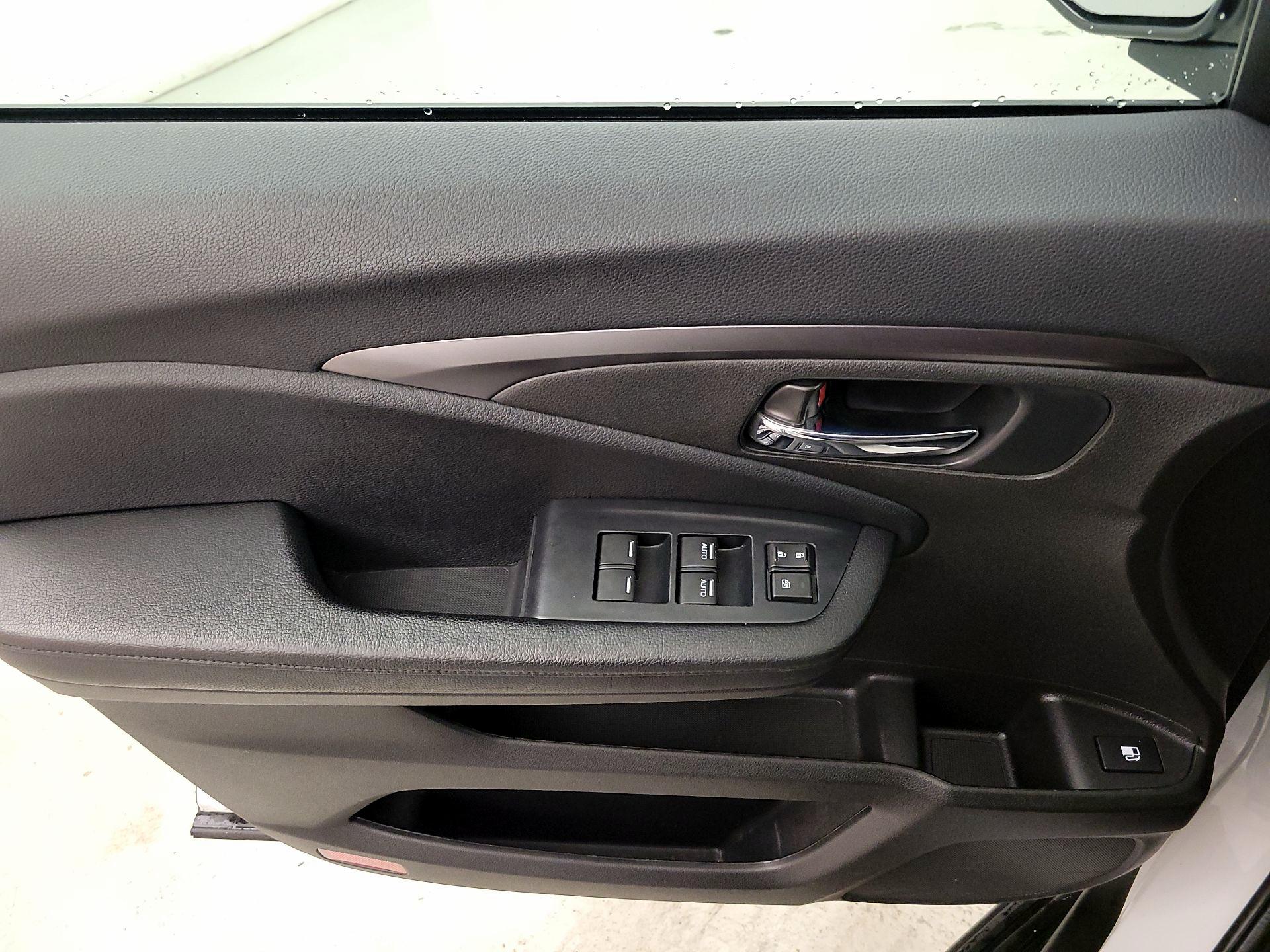 Thumbnail: 2022 Honda Pilot - 12