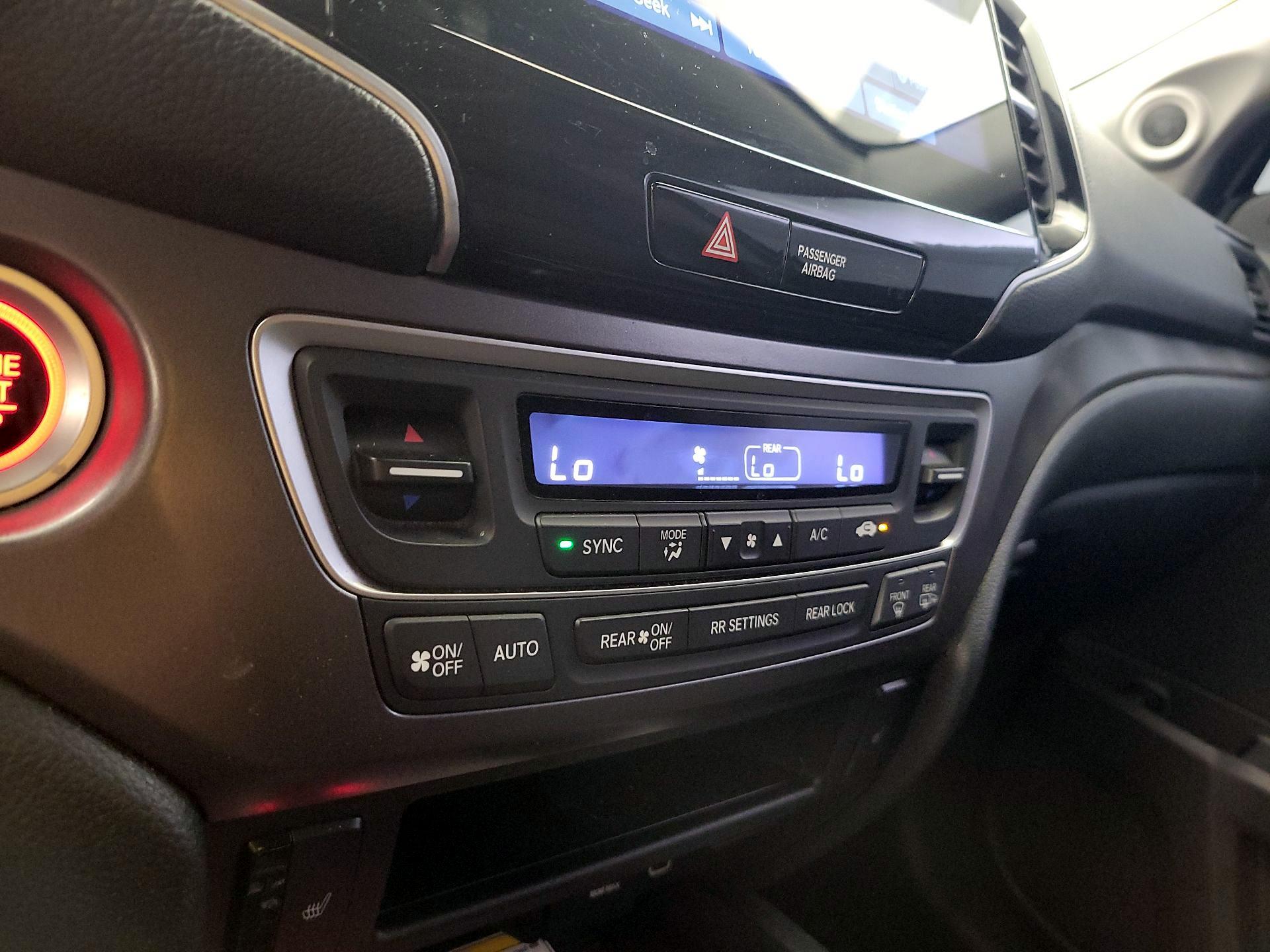 Thumbnail: 2022 Honda Pilot - 16