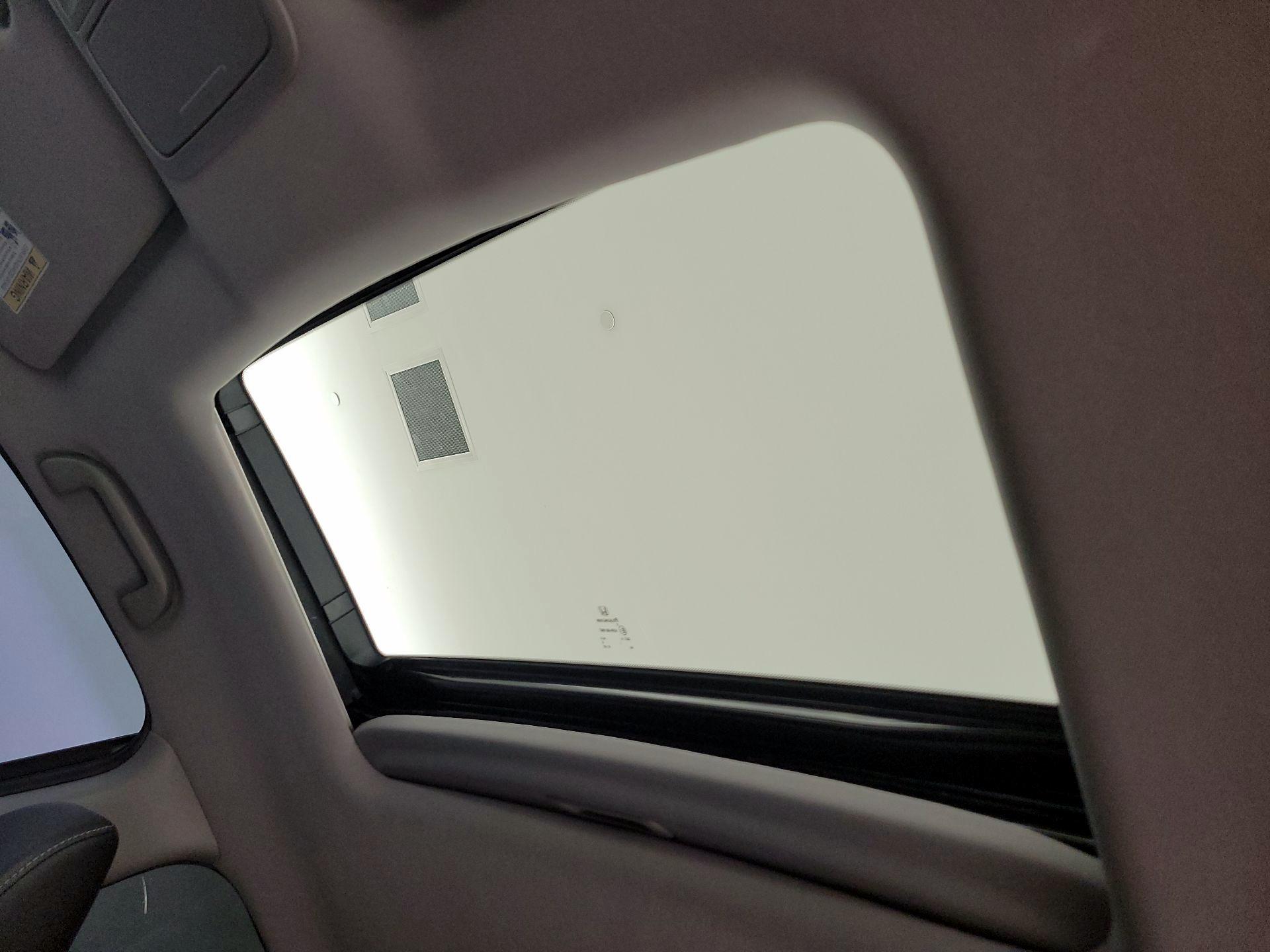 Thumbnail: 2022 Honda Pilot - 19