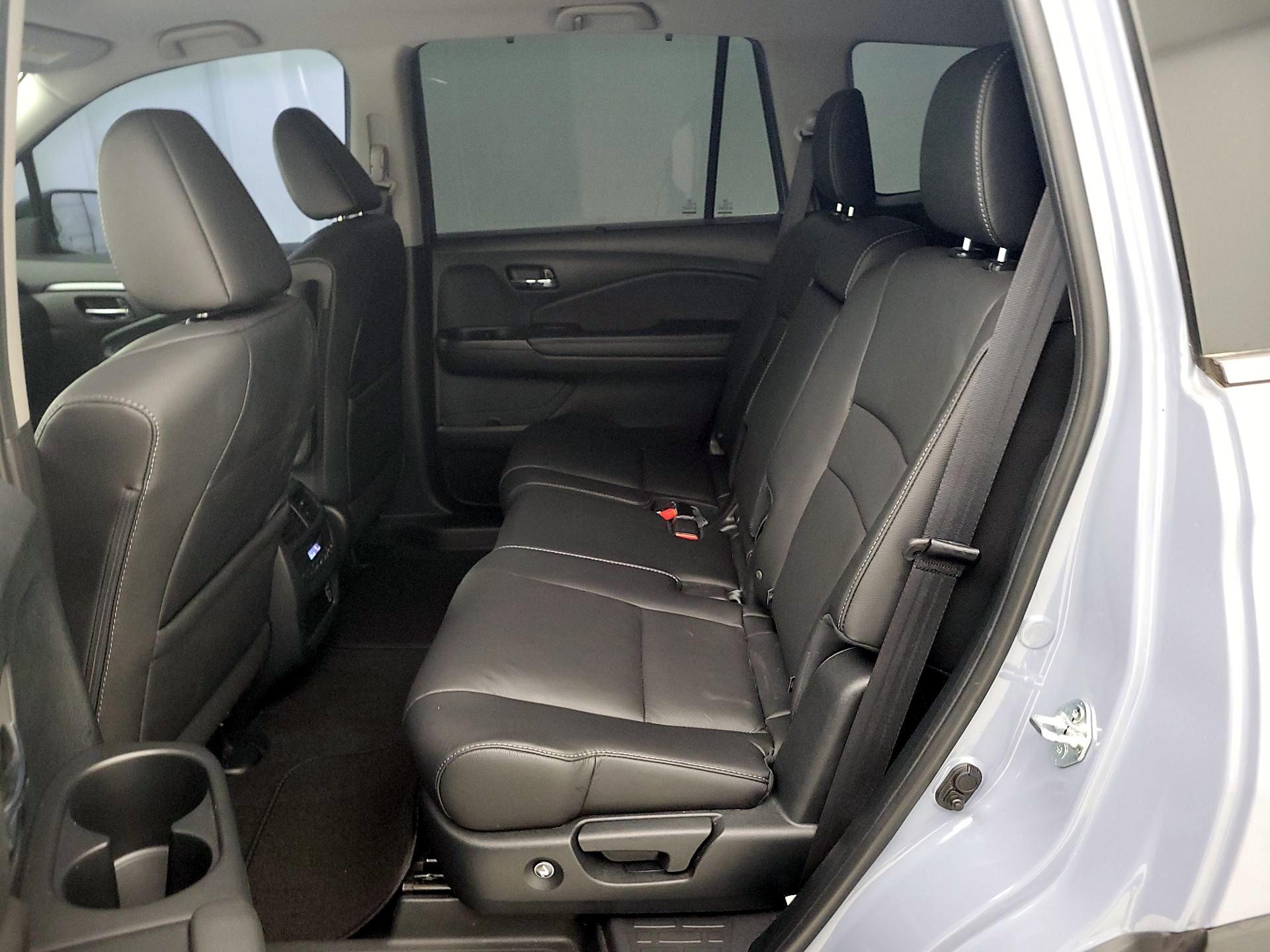 Thumbnail: 2022 Honda Pilot - 20