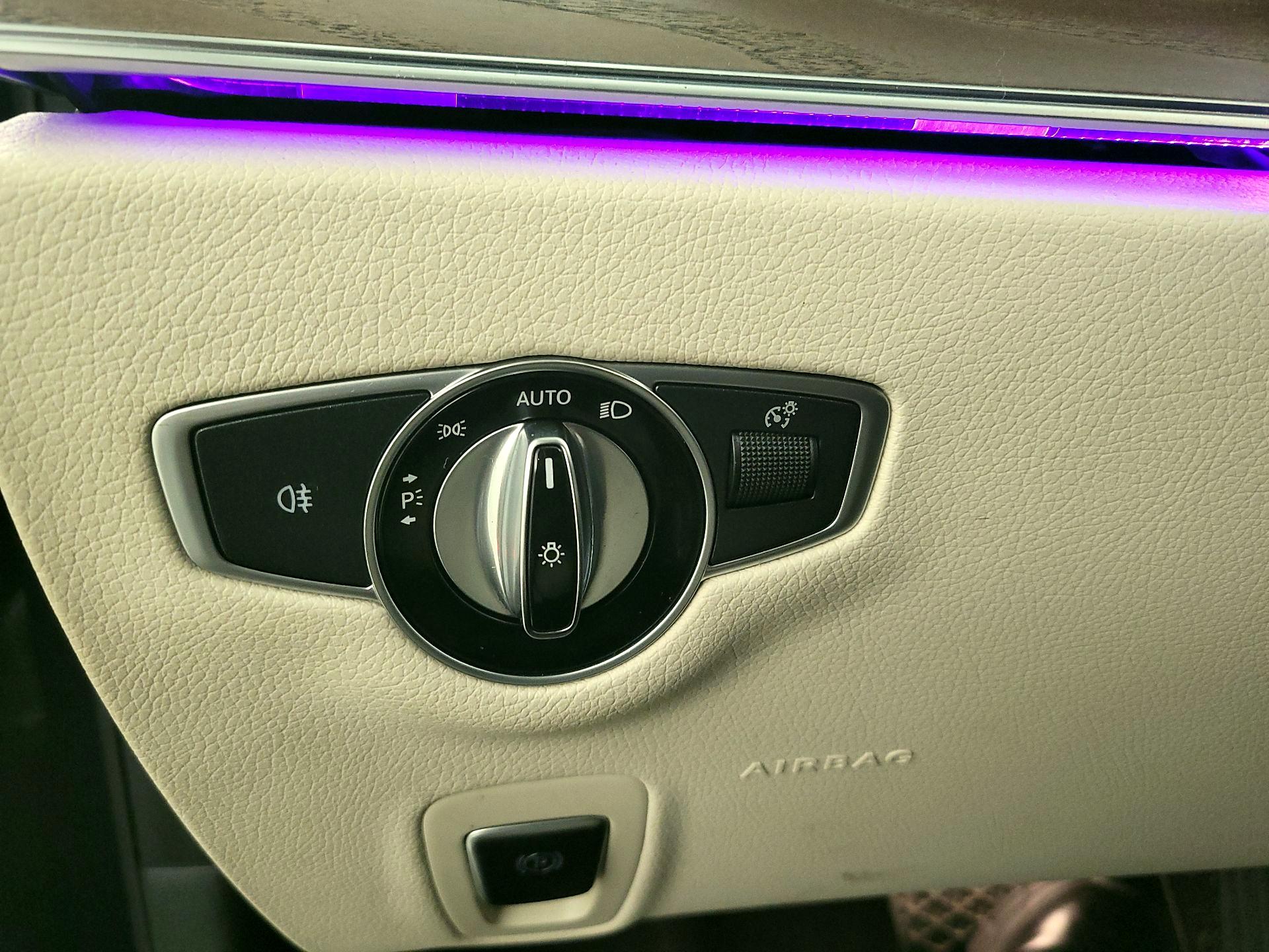 Thumbnail: 2020 Mercedes-Benz E-Class - 13