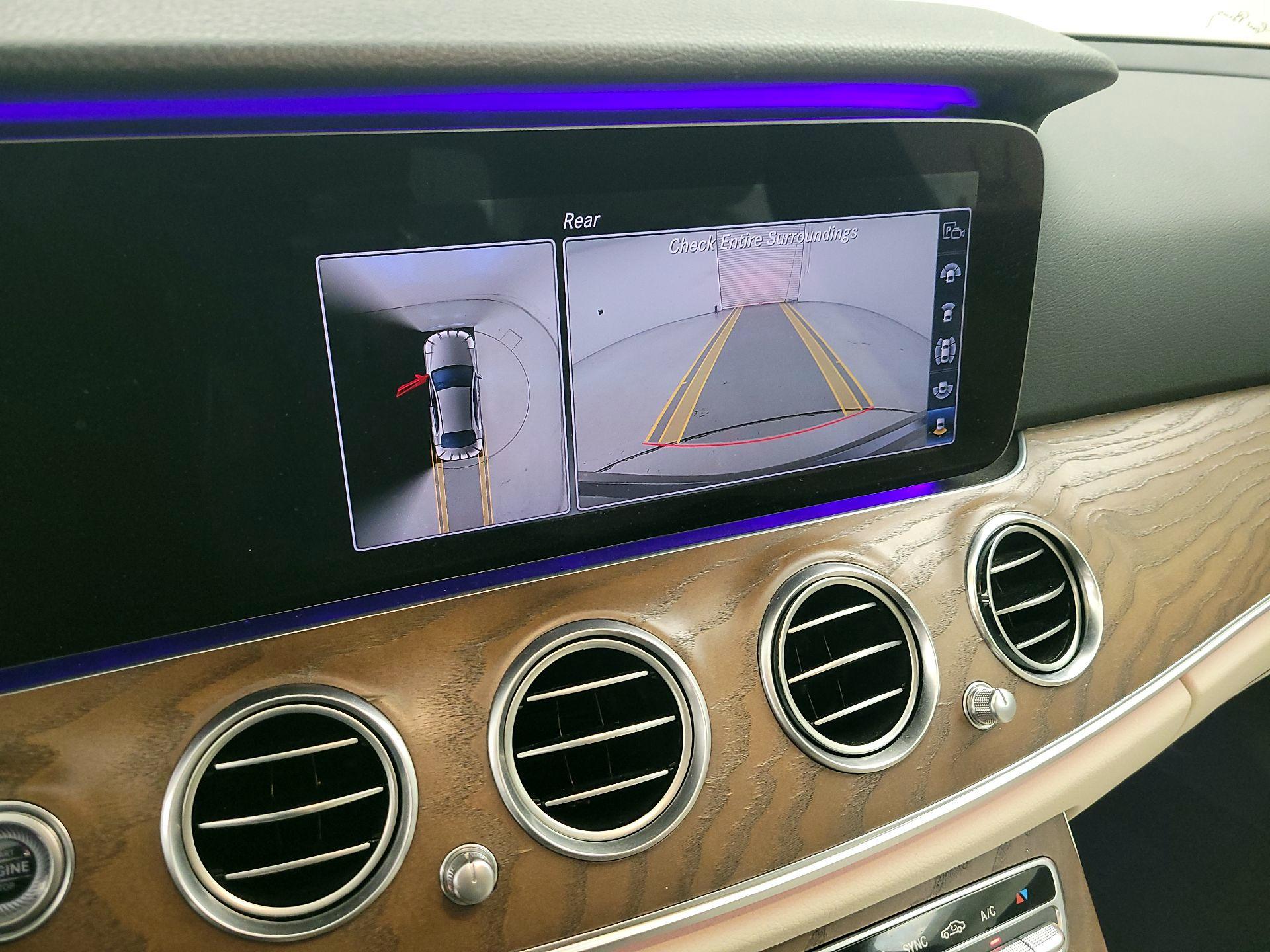 Thumbnail: 2020 Mercedes-Benz E-Class - 15