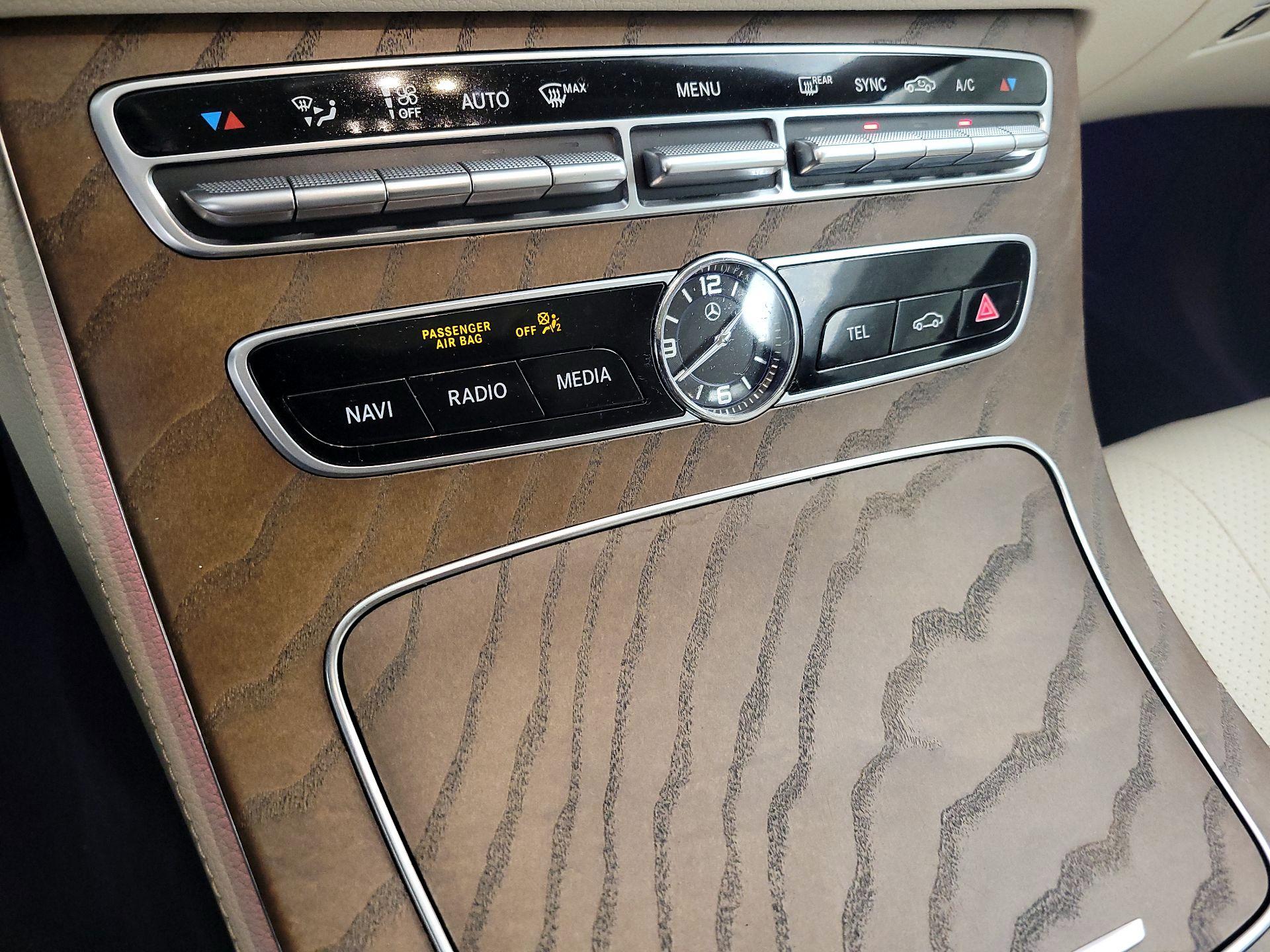 Thumbnail: 2020 Mercedes-Benz E-Class - 17