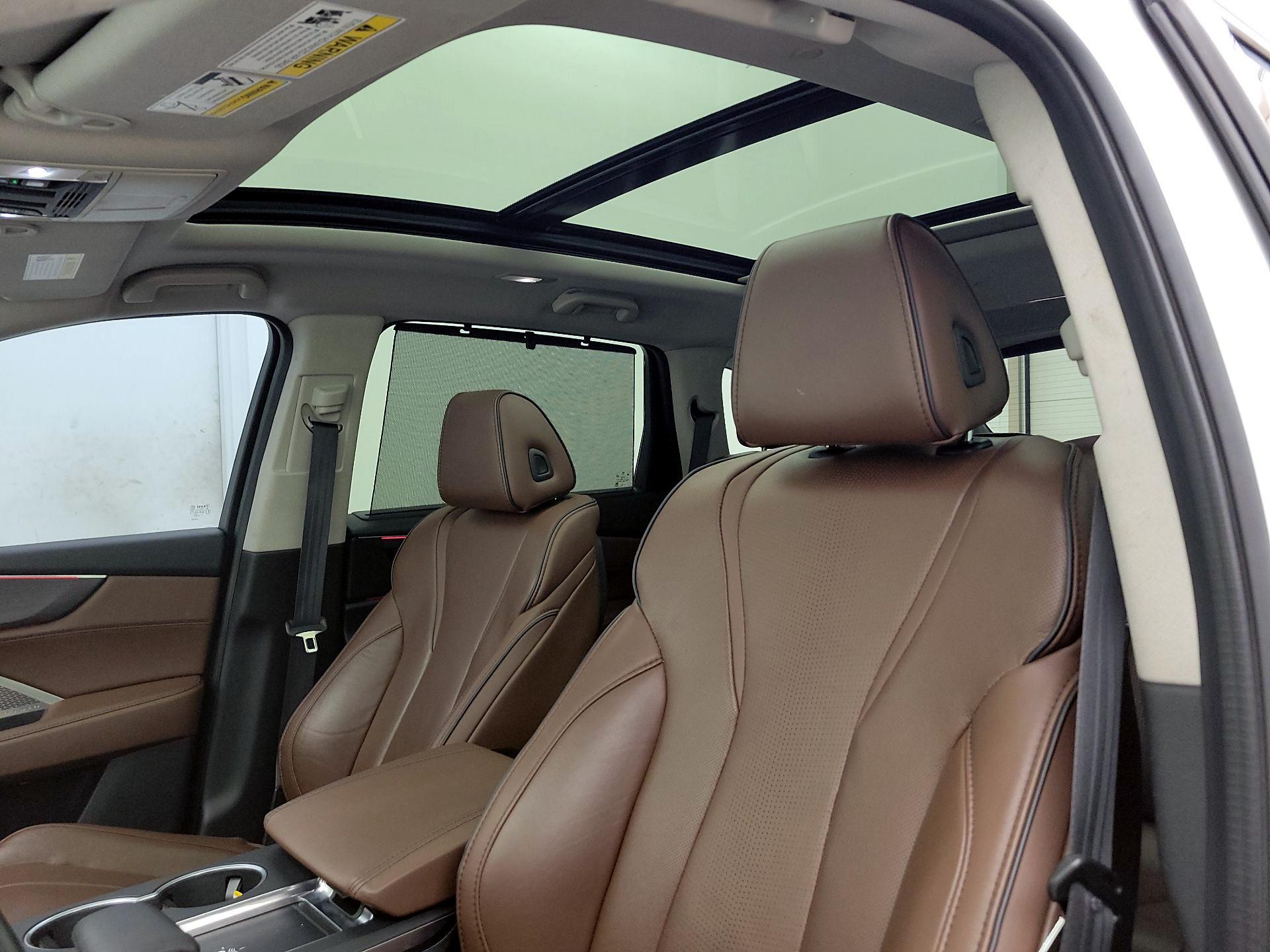 Thumbnail: 2022 Acura MDX - 20