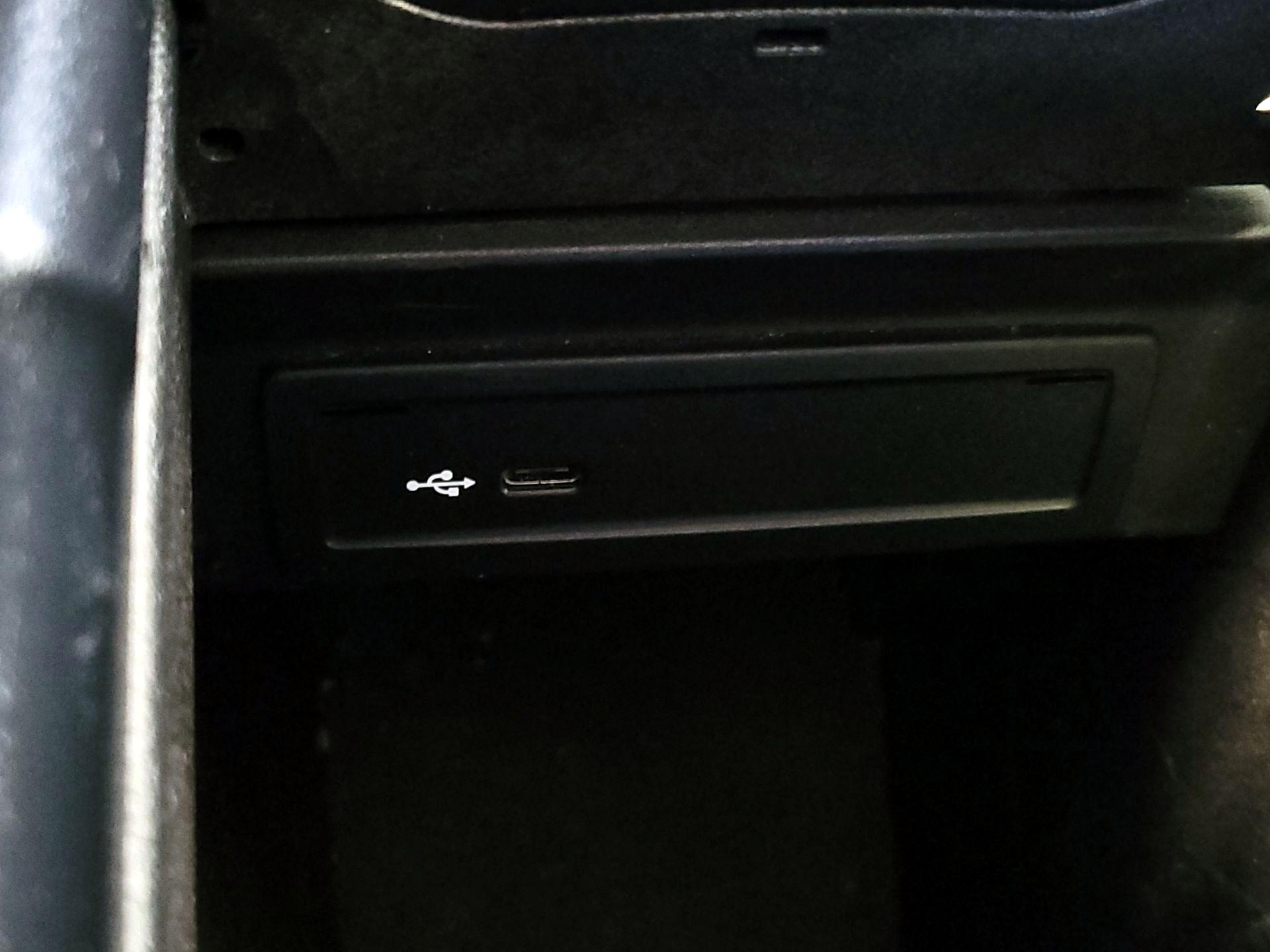 Thumbnail: 2021 Mercedes-Benz GLA - 19