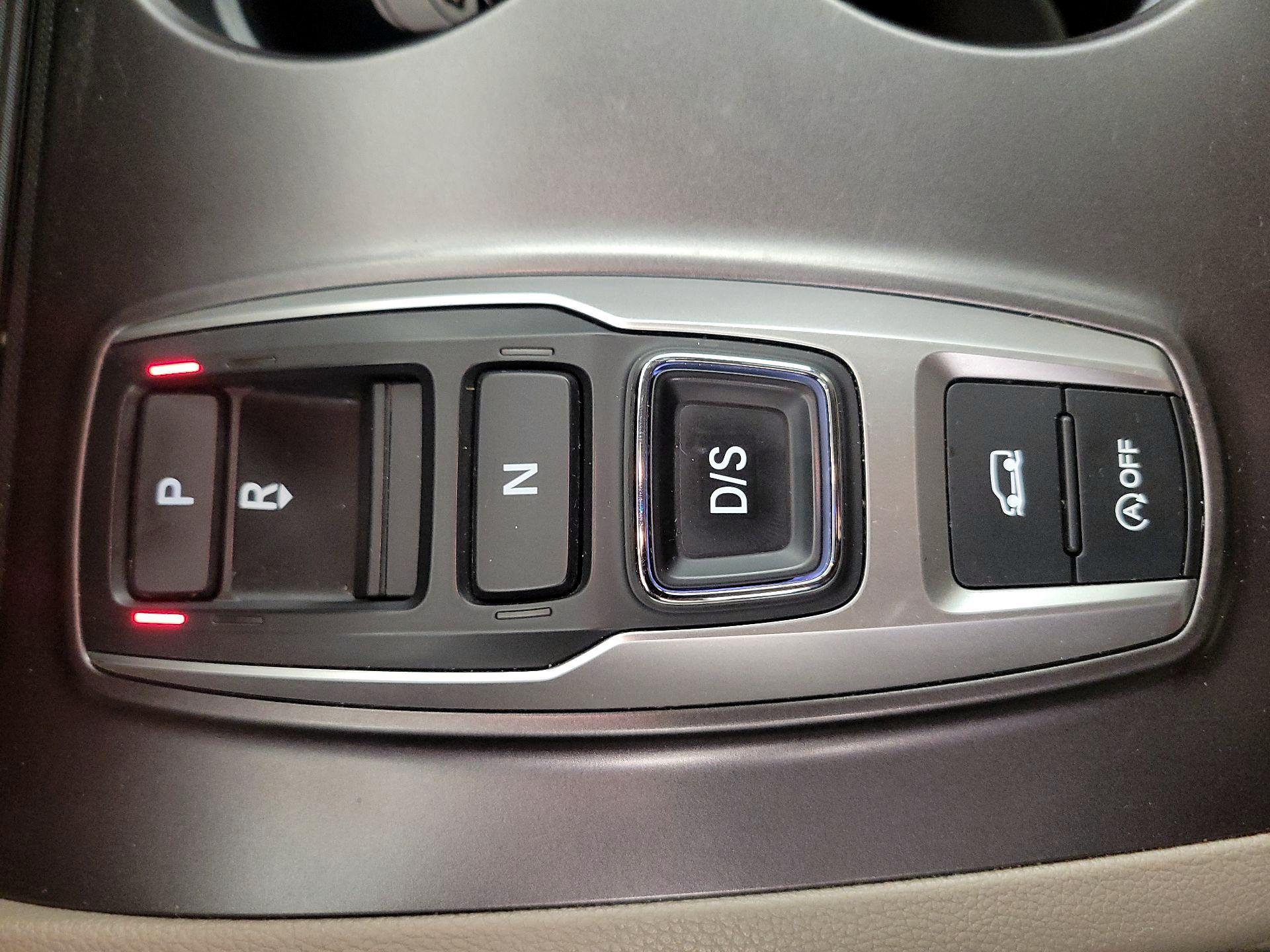 Thumbnail: 2022 Honda Pilot - 17